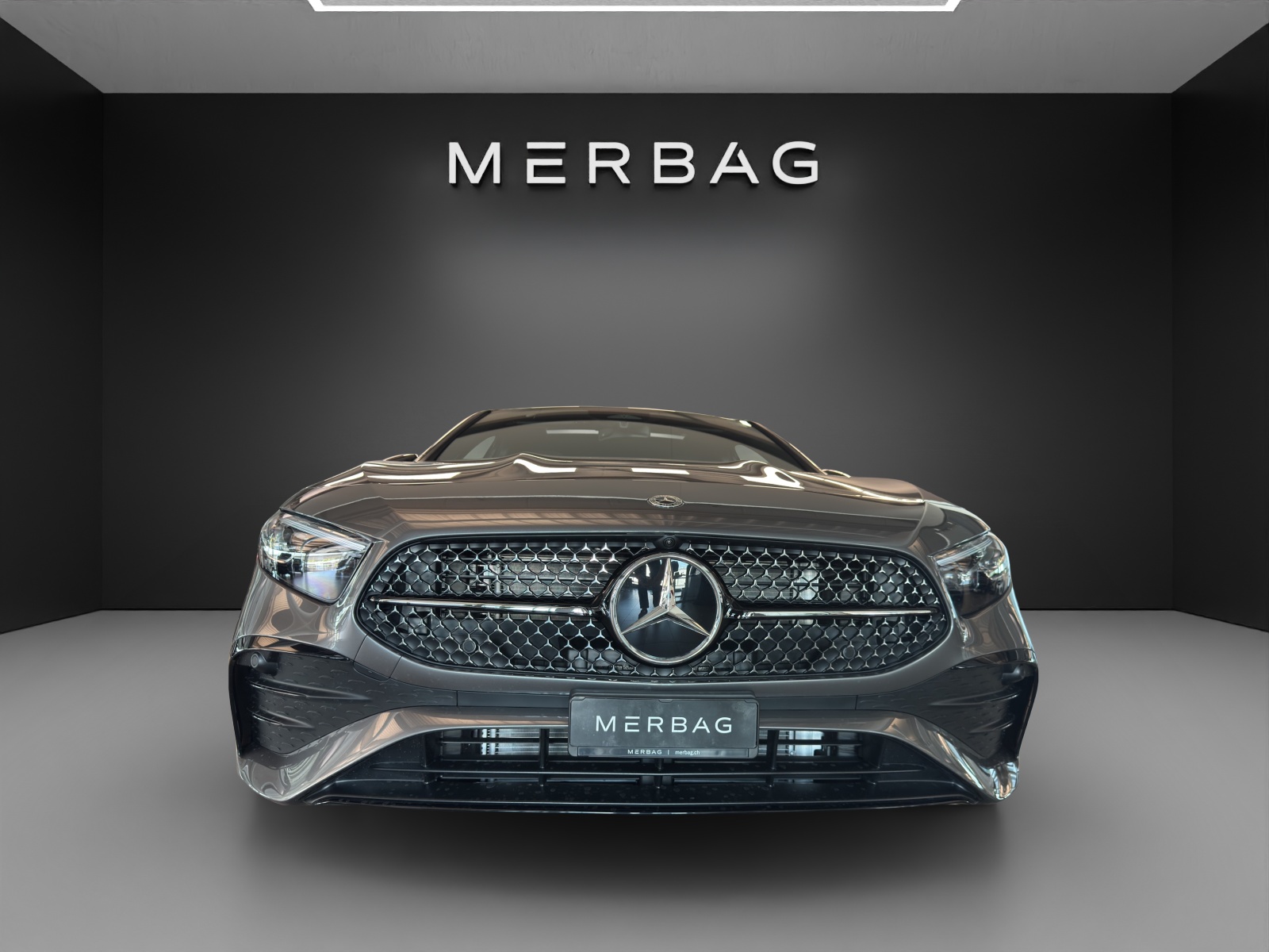 MERCEDES-BENZ A 250 4Matic 8G-DCT AMG Line-image-2