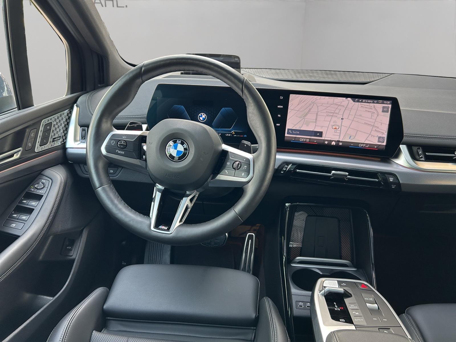 BMW 223i xDrive Active Tourer-image-5
