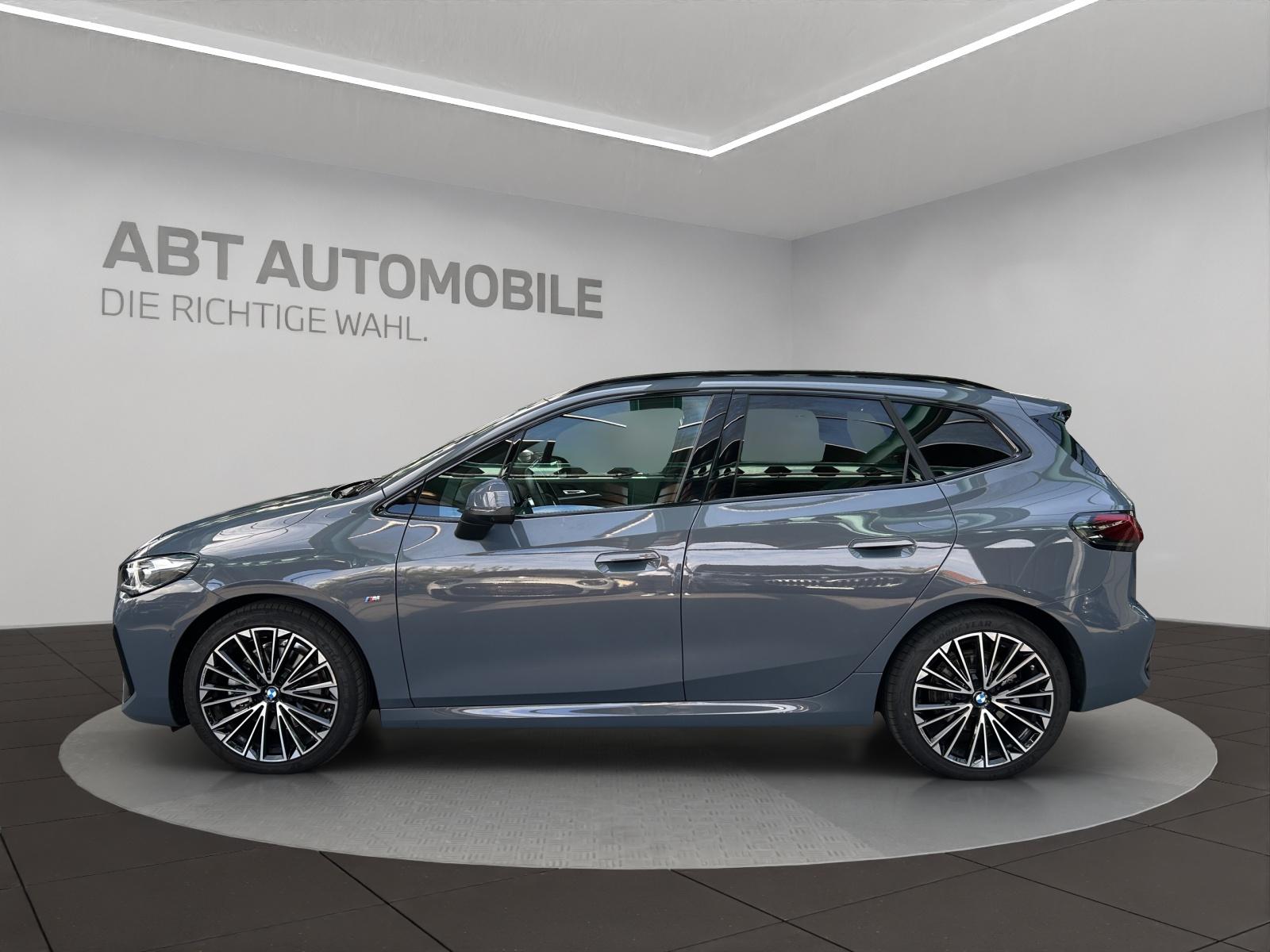 BMW 223i xDrive Active Tourer-image-2