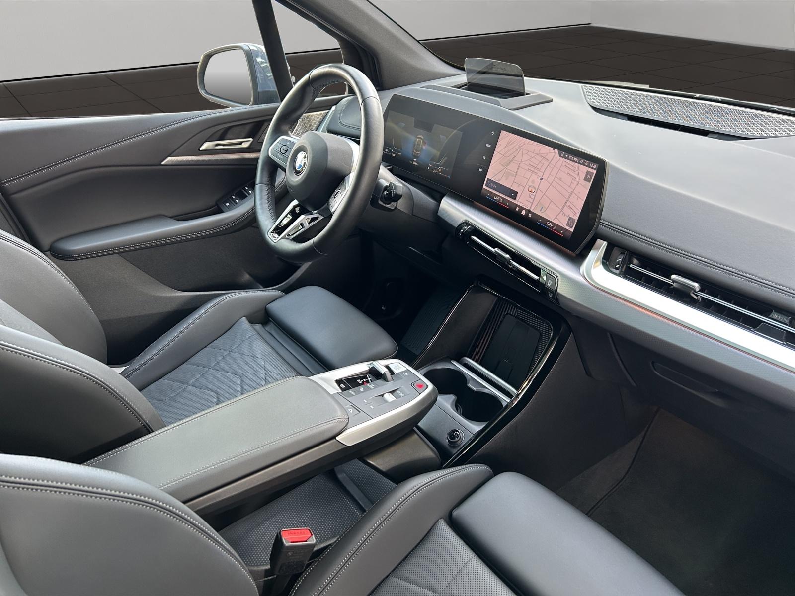 BMW 223i xDrive Active Tourer-image-6