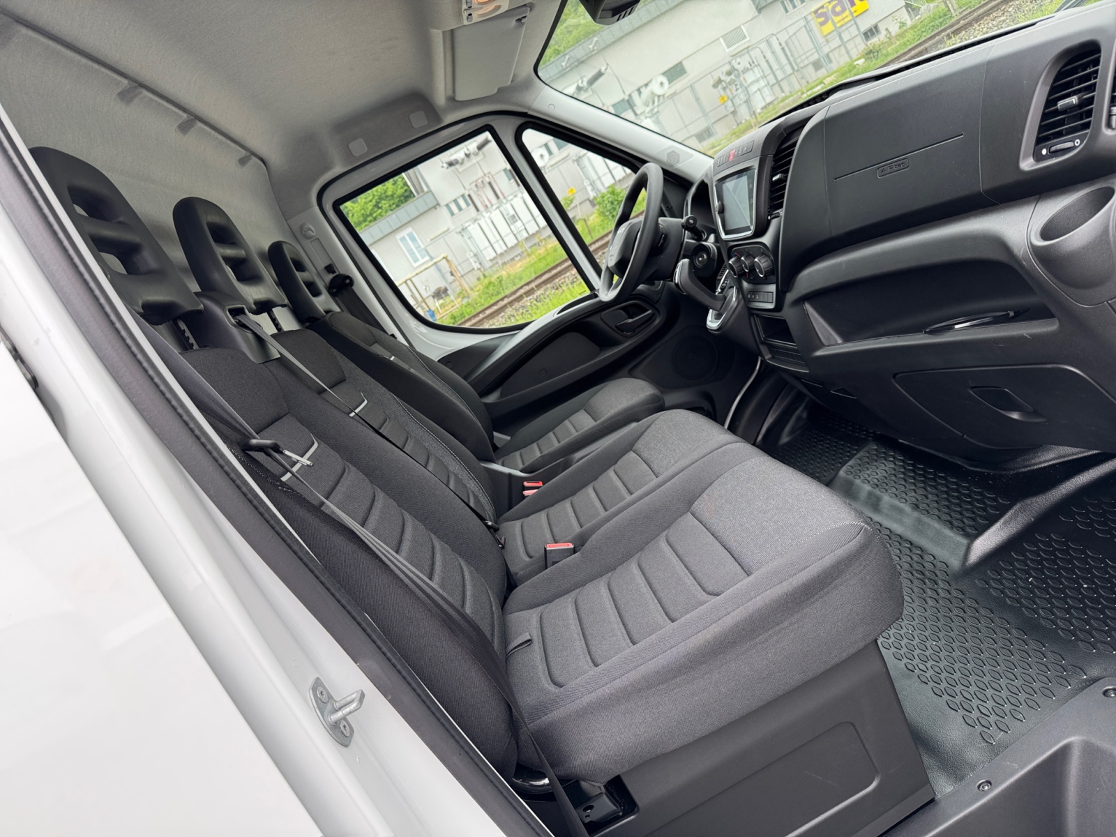 IVECO 35S18HA8V H2-image-10