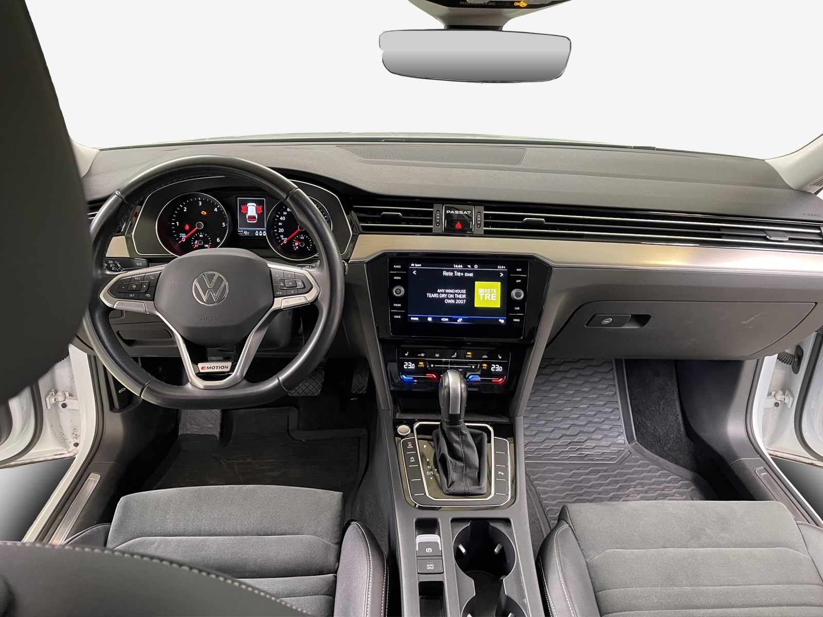 VW Passat 2.0 TDI BMT Elegance 4Motion DSG-image-8