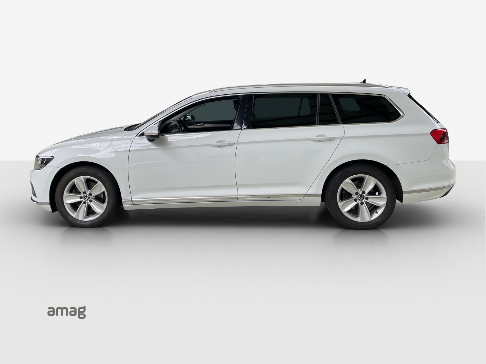 VW Passat 2.0 TDI BMT Elegance 4Motion DSG-image-1