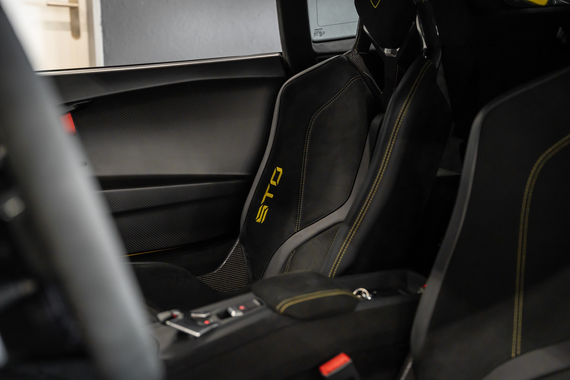 LAMBORGHINI Huracan STO Coupé DCT RWD / Full PPF / CH Auto /-image-12