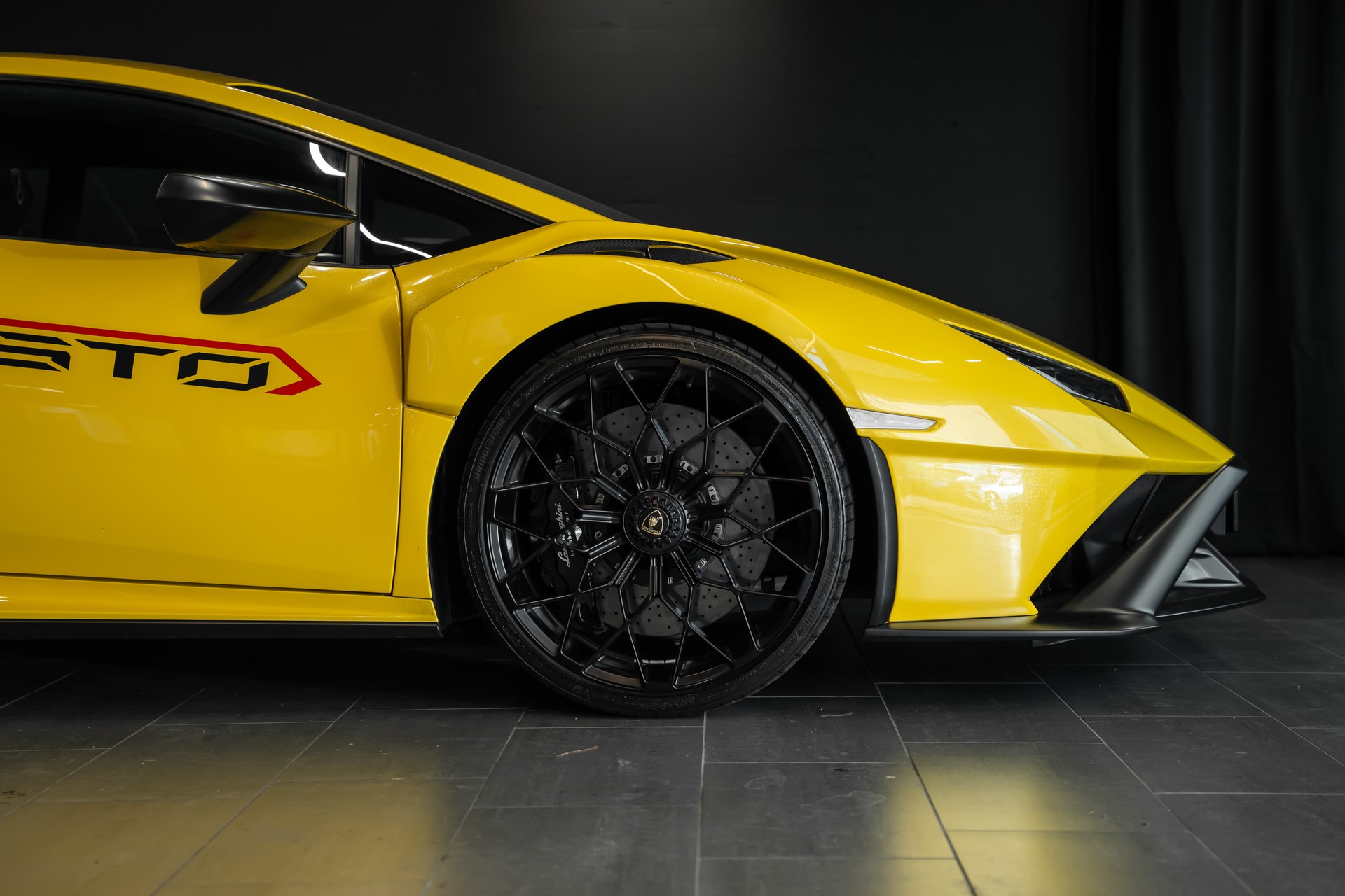 LAMBORGHINI Huracan STO Coupé DCT RWD / Full PPF / CH Auto /-image-5