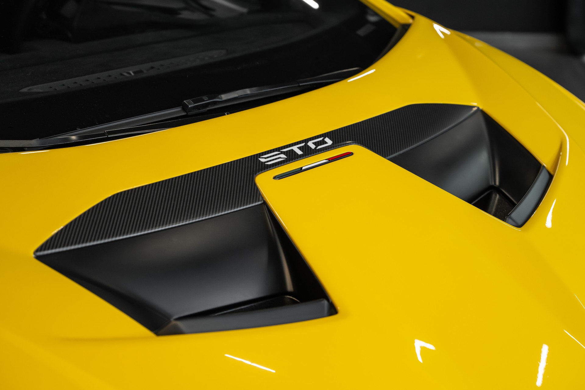 LAMBORGHINI Huracan STO Coupé DCT RWD / Full PPF / CH Auto /-image-2