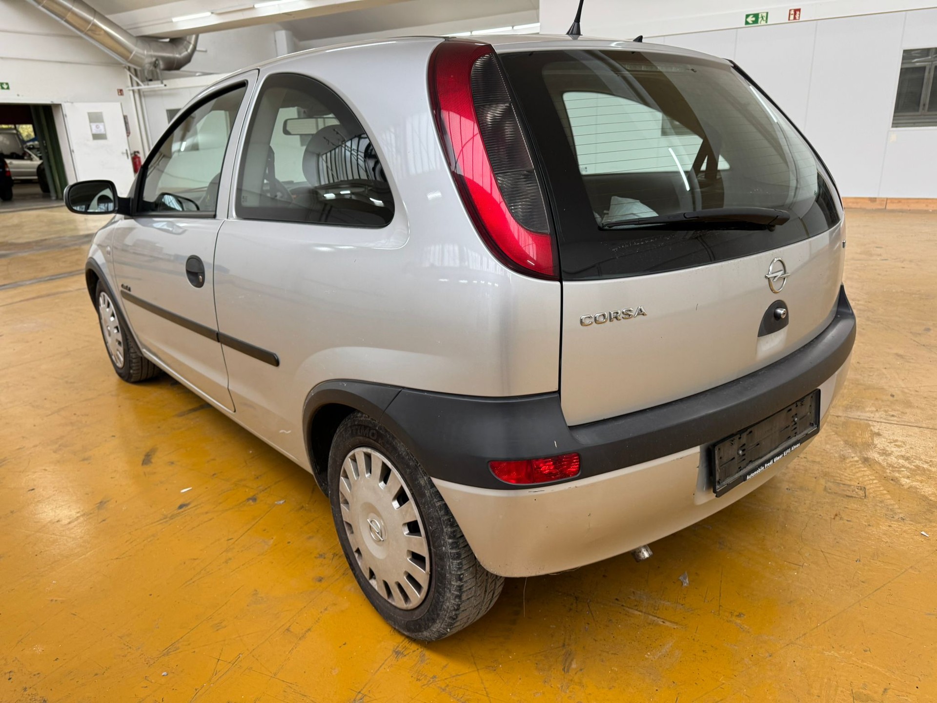 OPEL Corsa 1.2 16V Comfort-image-3