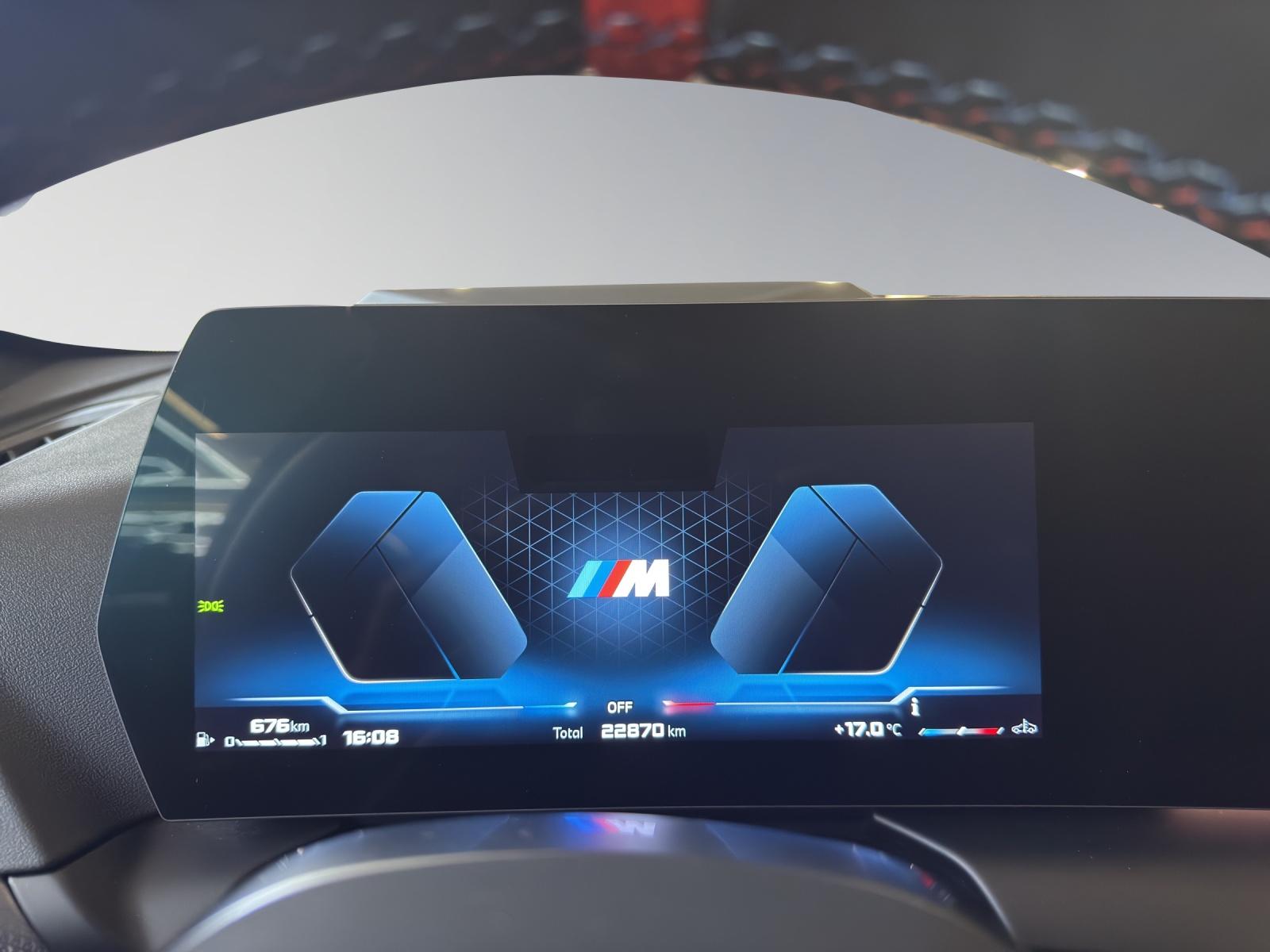 BMW M135i xDrive M-SportPaket Pro-image-11