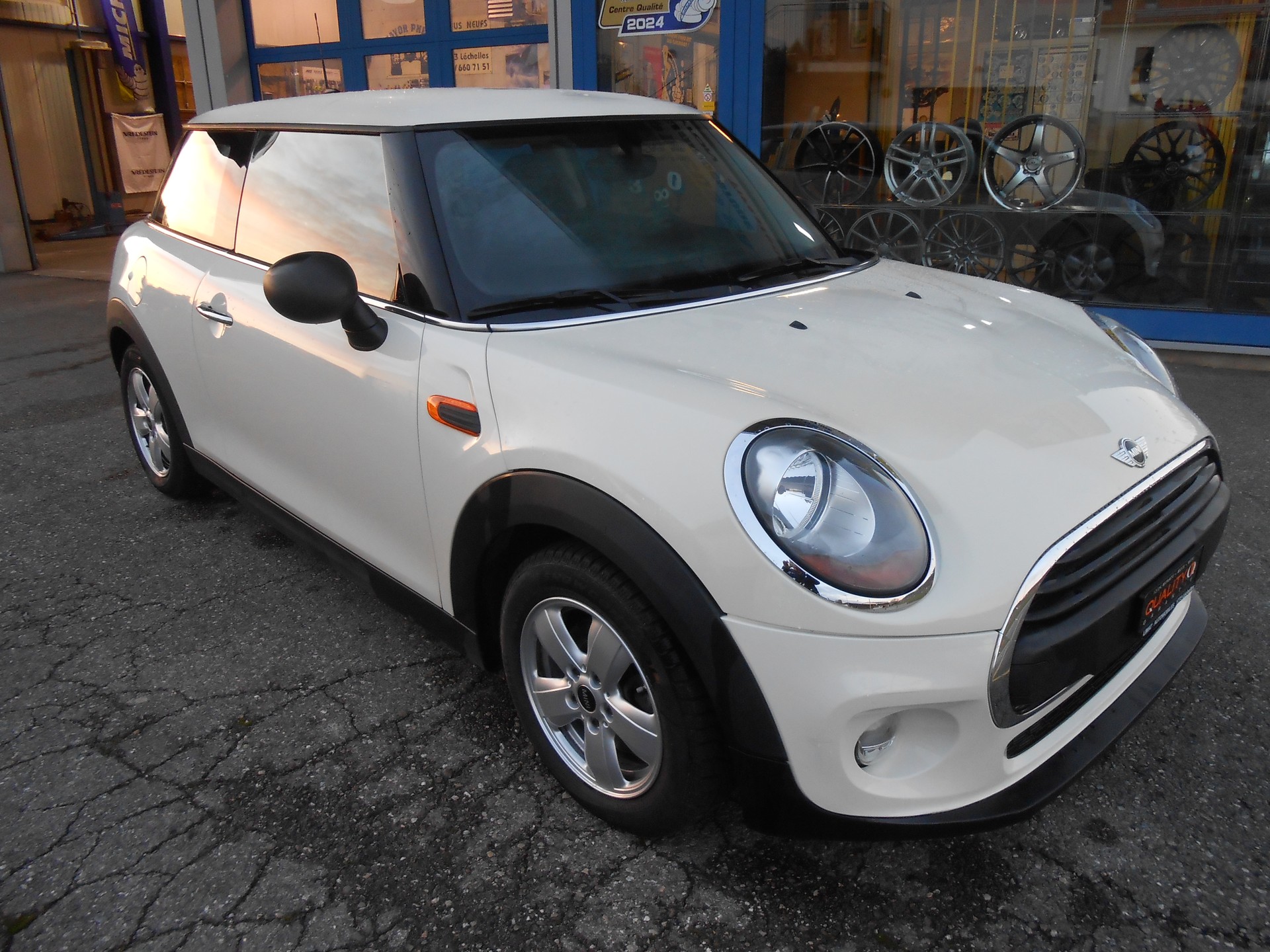 MINI One First Classic Edition-image-0