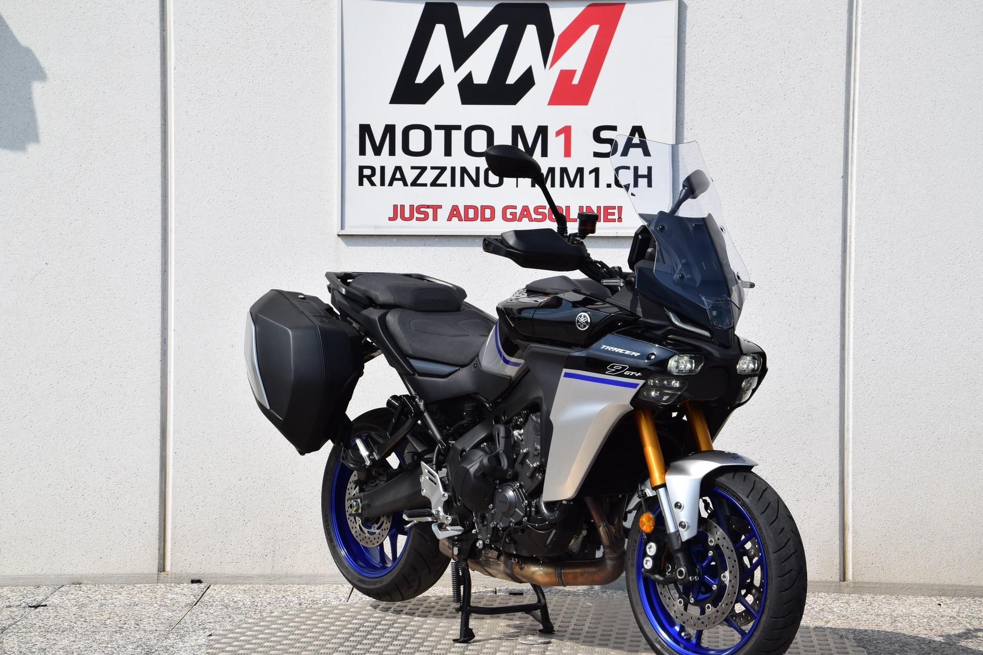 YAMAHA Tracer 9 GT+ Y-AMT-showroom-element-1