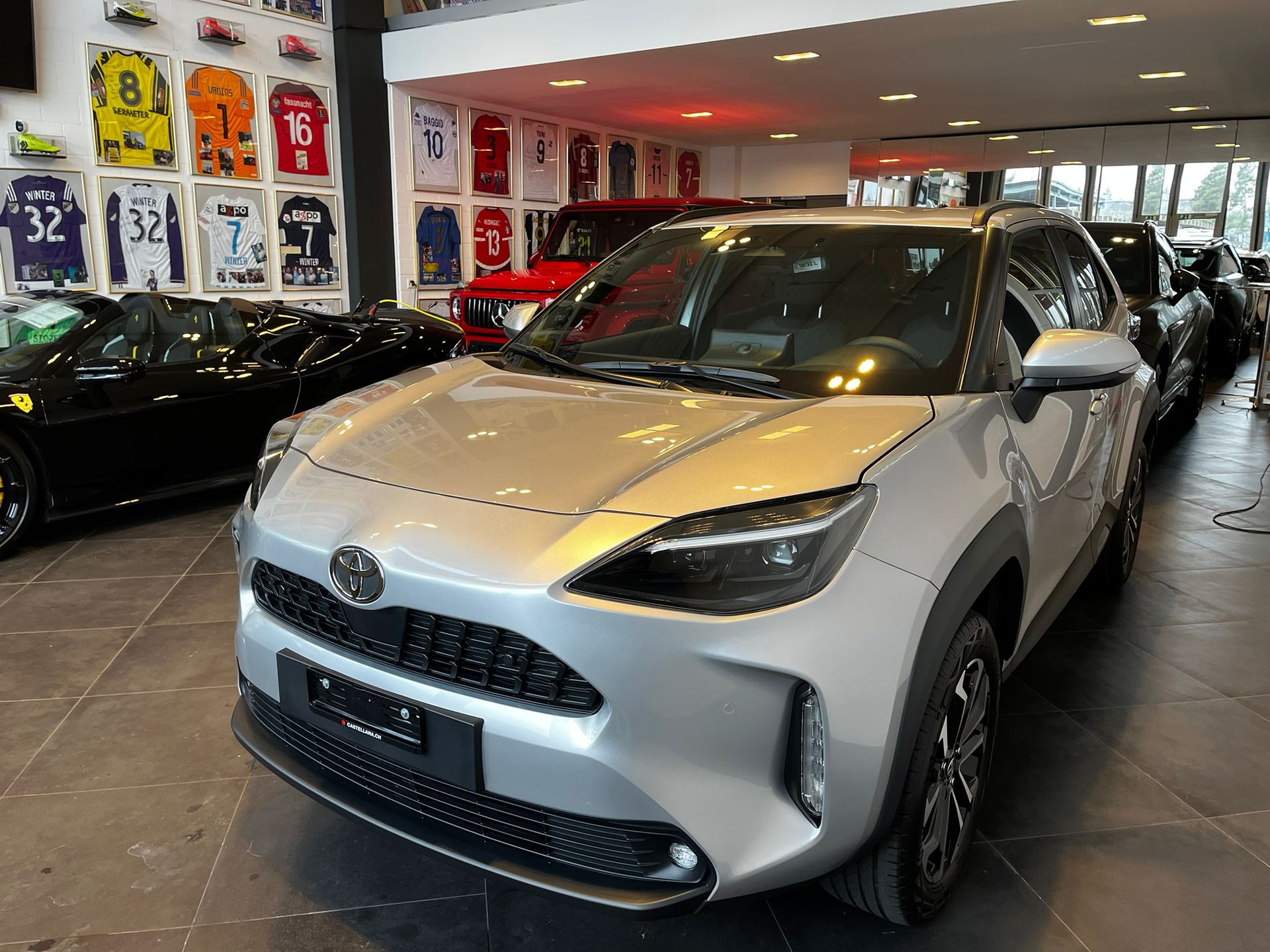TOYOTA Yaris Cross 1.5 TEAMPLAYER-image-3