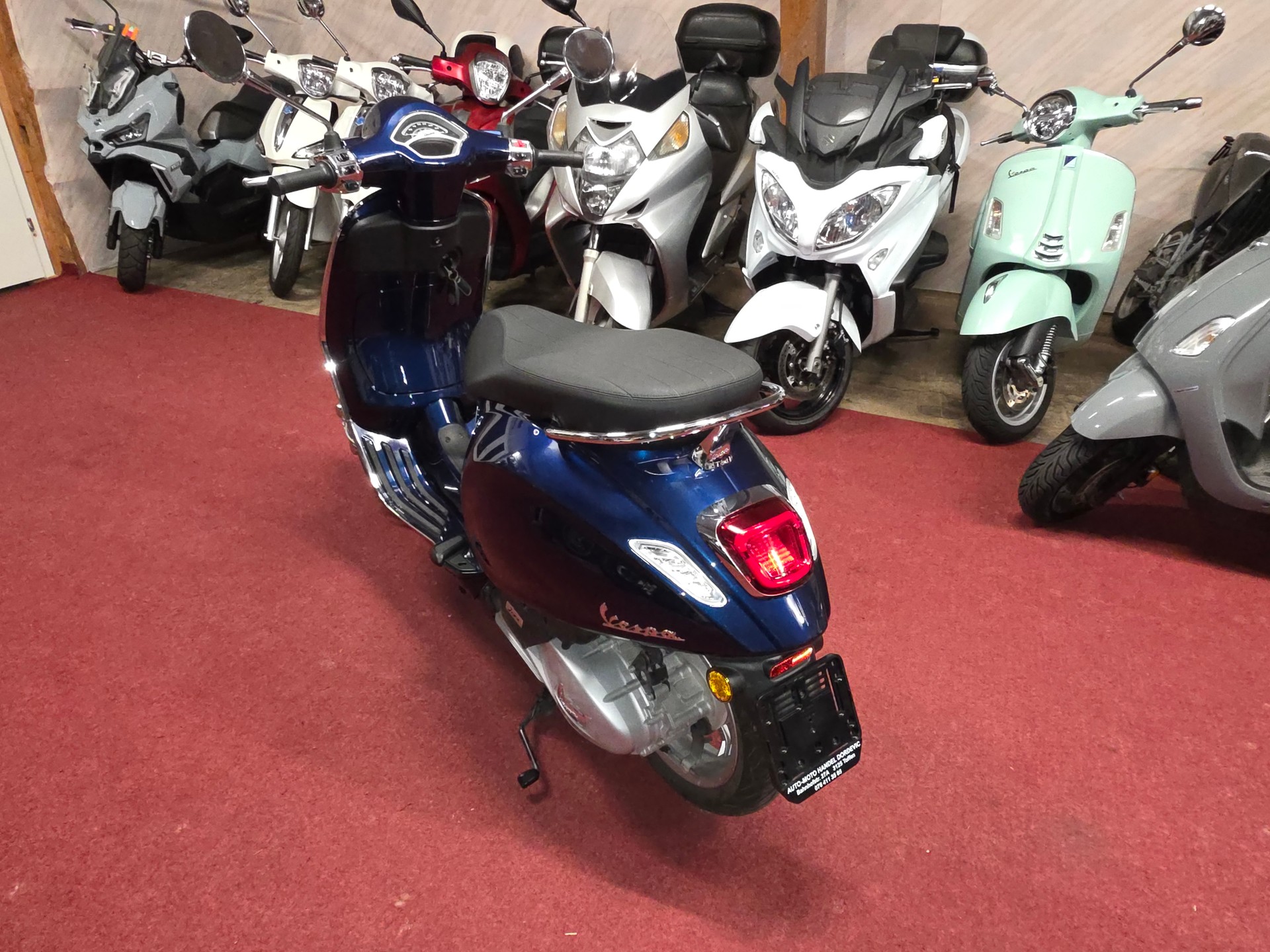 PIAGGIO Vespa 125 Primavera-image-3