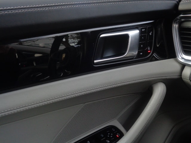PORSCHE Panamera 4 PDK-image-11