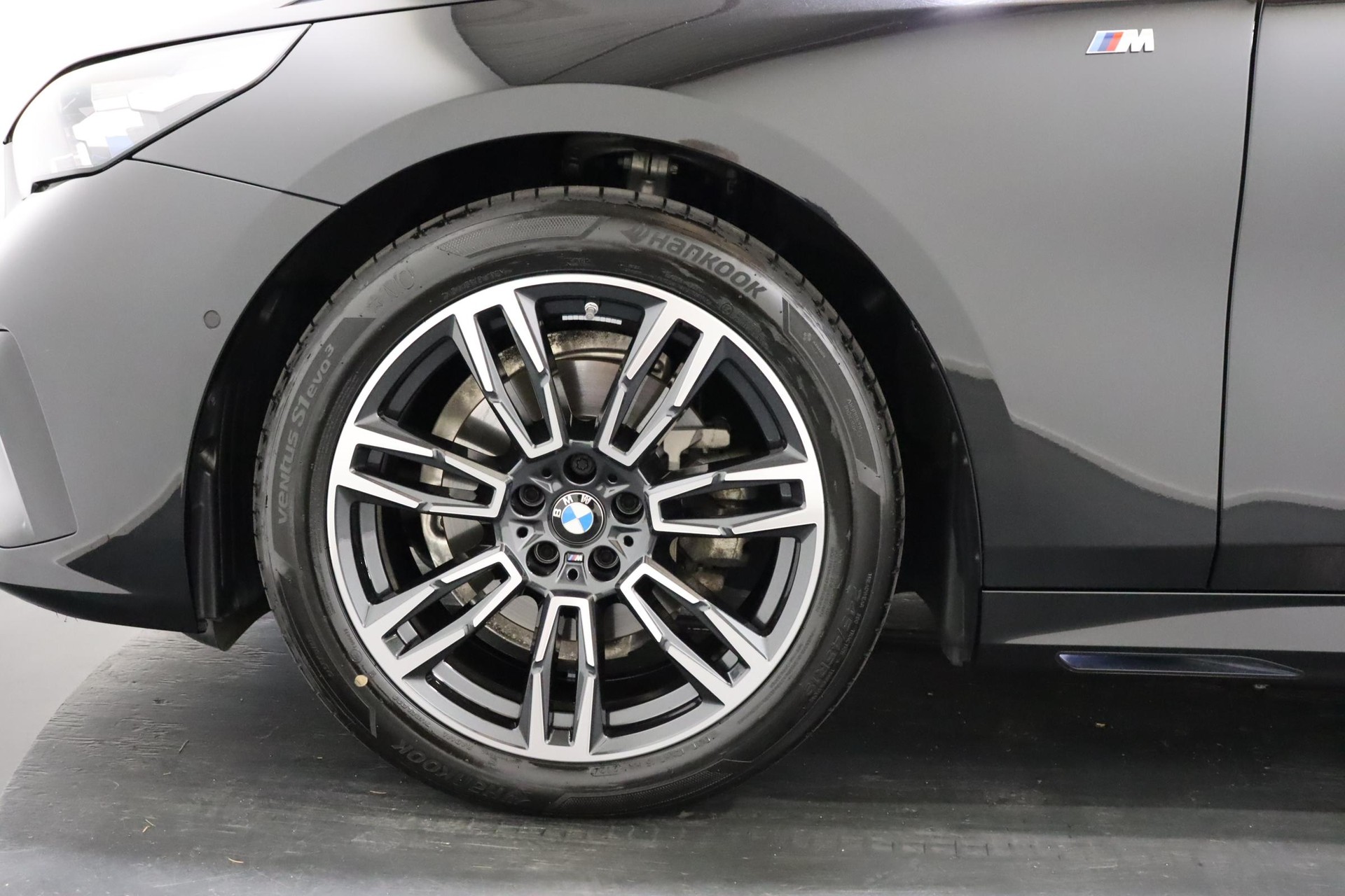 BMW 520d xDrive Touring-image-5