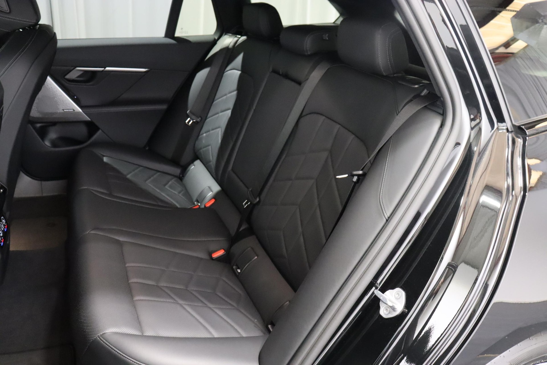 BMW 520d xDrive Touring-image-7