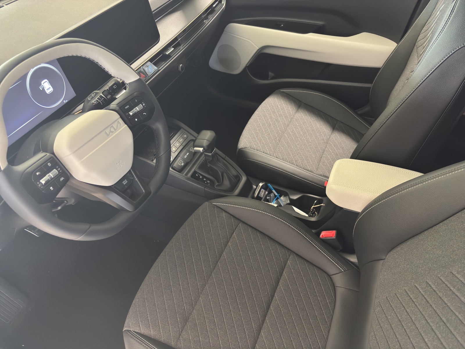 KIA Stonic 1.0 T-GDi MHEV GT-Line-image-8