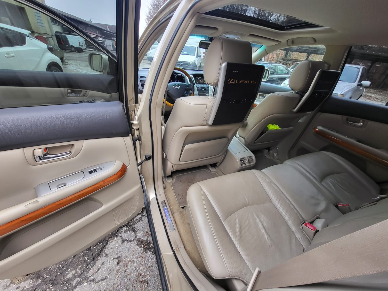 LEXUS RX 400h St.Moritz Business AWD Automatic-image-9