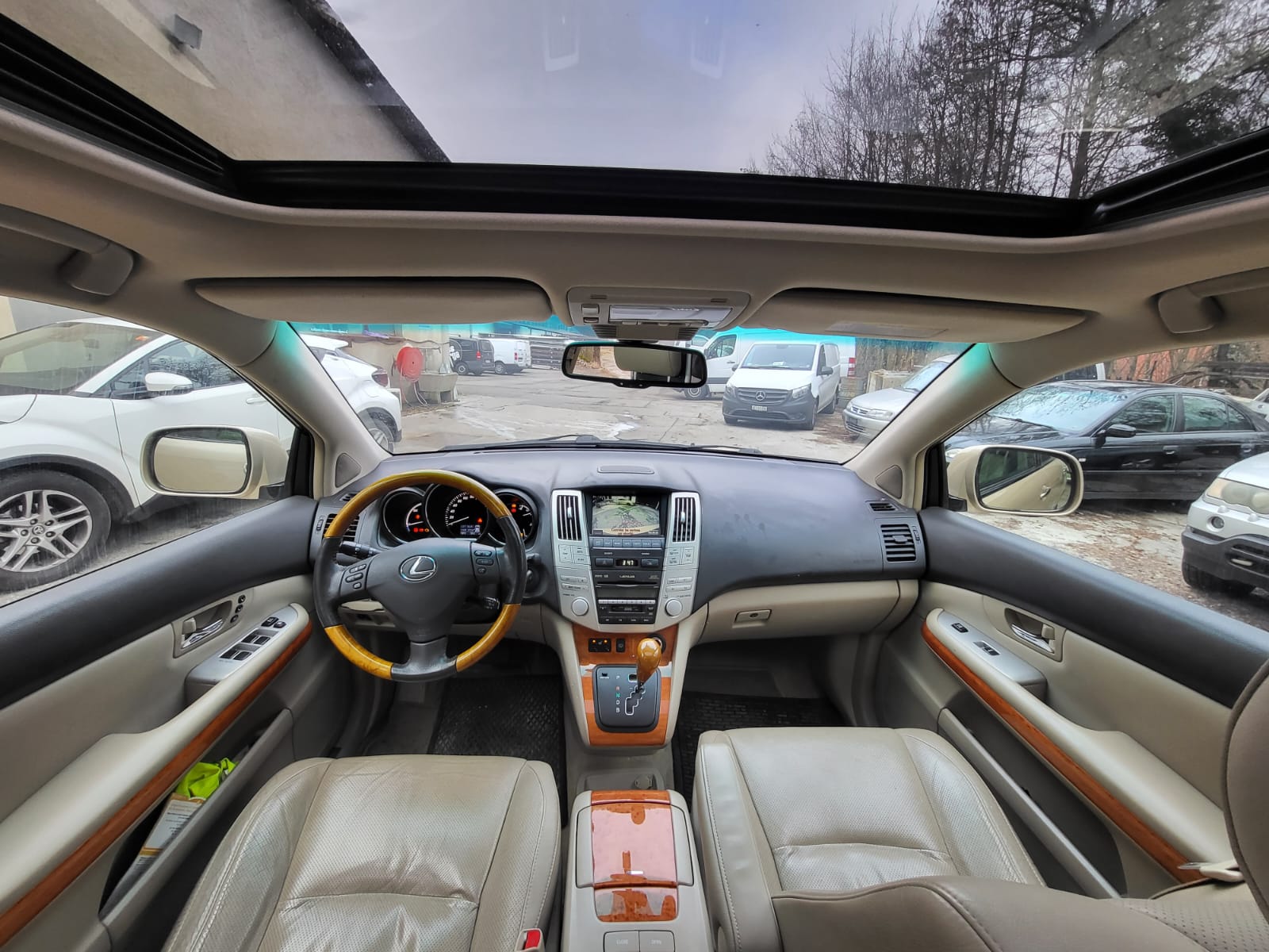 LEXUS RX 400h St.Moritz Business AWD Automatic-image-8