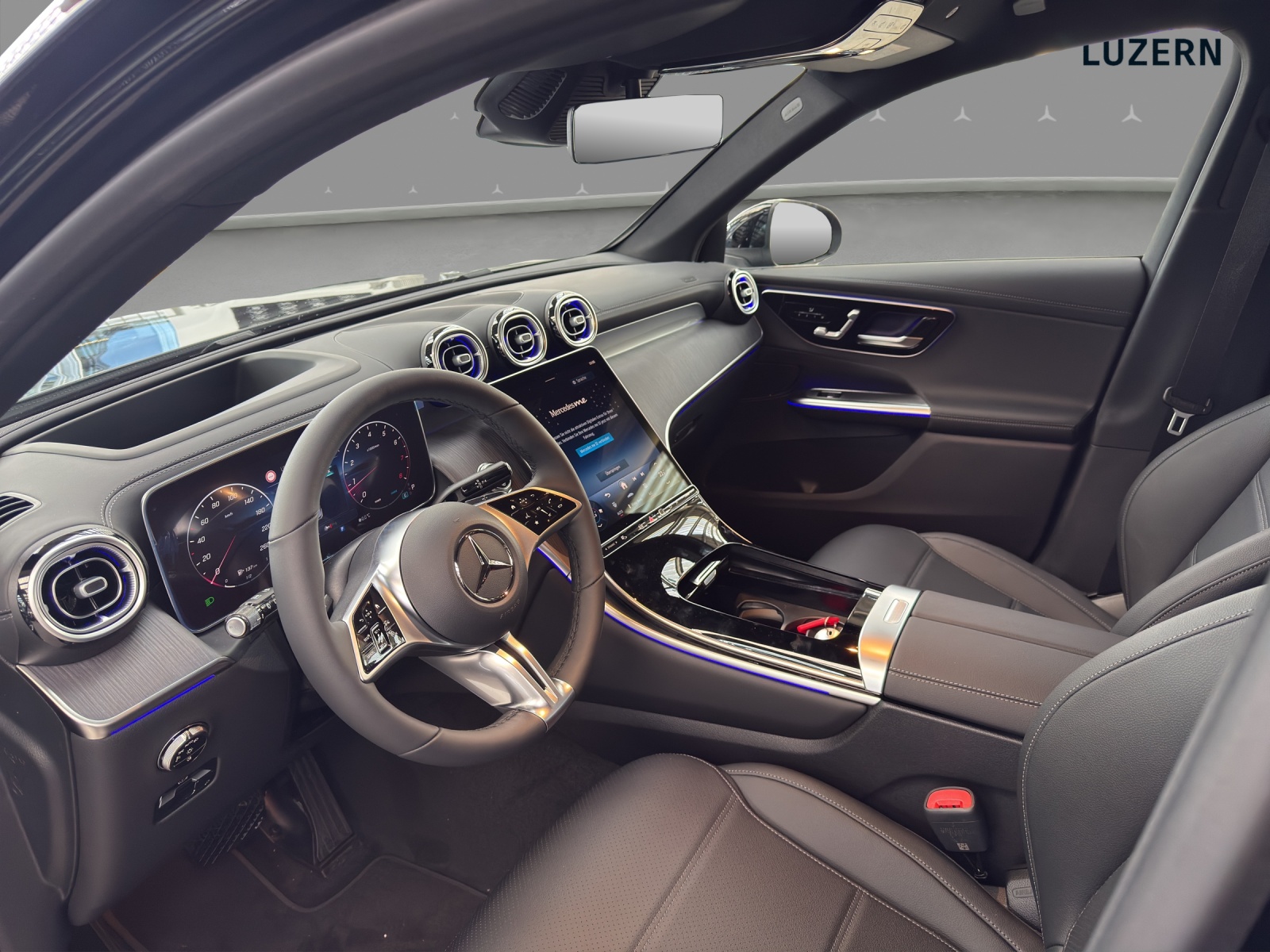 MERCEDES-BENZ GLC 200 4Matic 9G-Tronic-image-9
