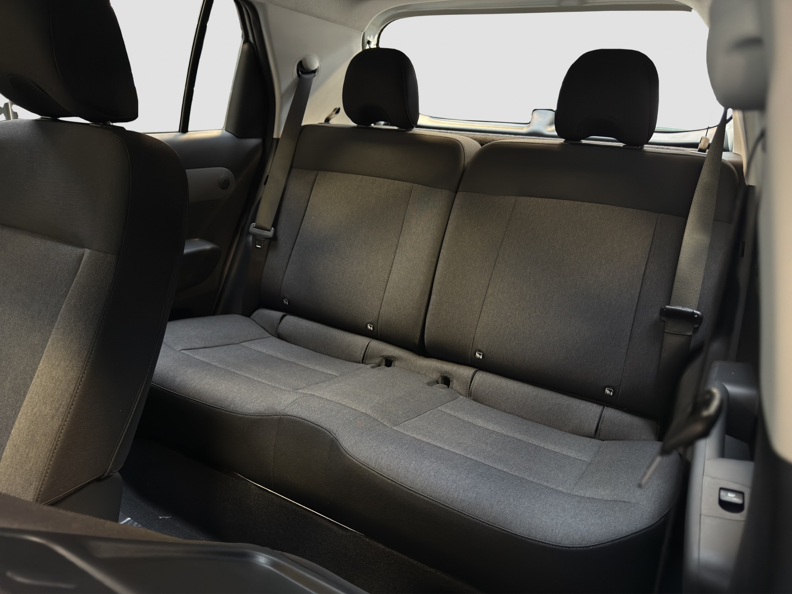 HYUNDAI Inster 49kWh Origo-image-9
