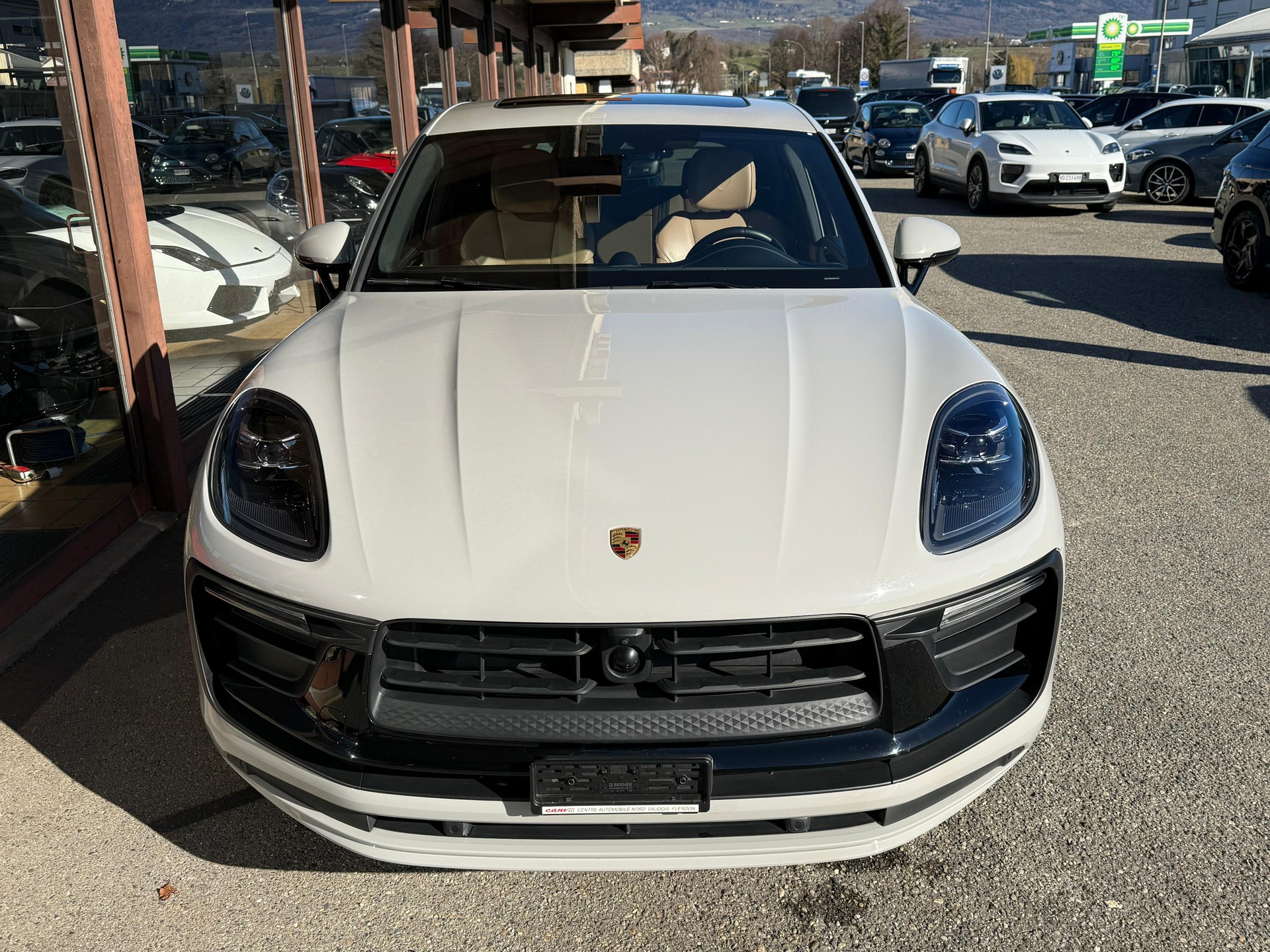 PORSCHE Macan PDK-image-2