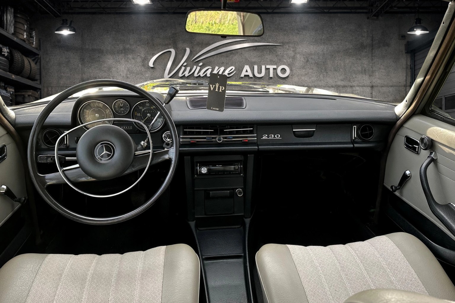 MERCEDES-BENZ 230-image-7
