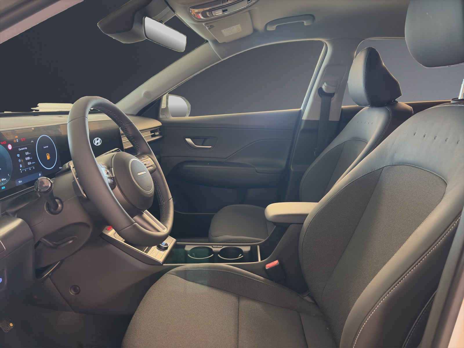 HYUNDAI Kona 1.6 GDi HEV Amplia DCT-image-6