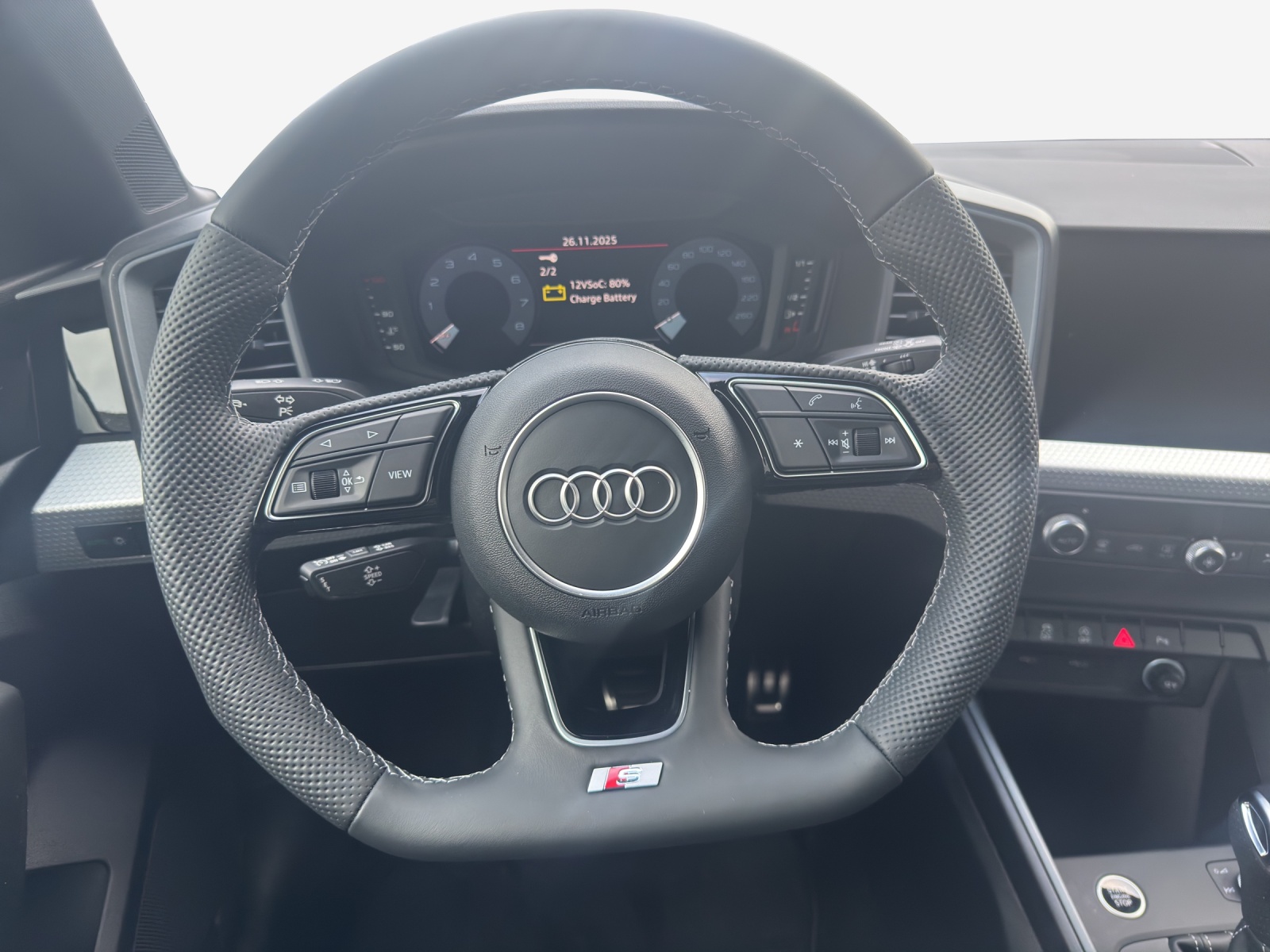 AUDI A1 Sportback 30 TFSI Attraction S-tronic-image-9