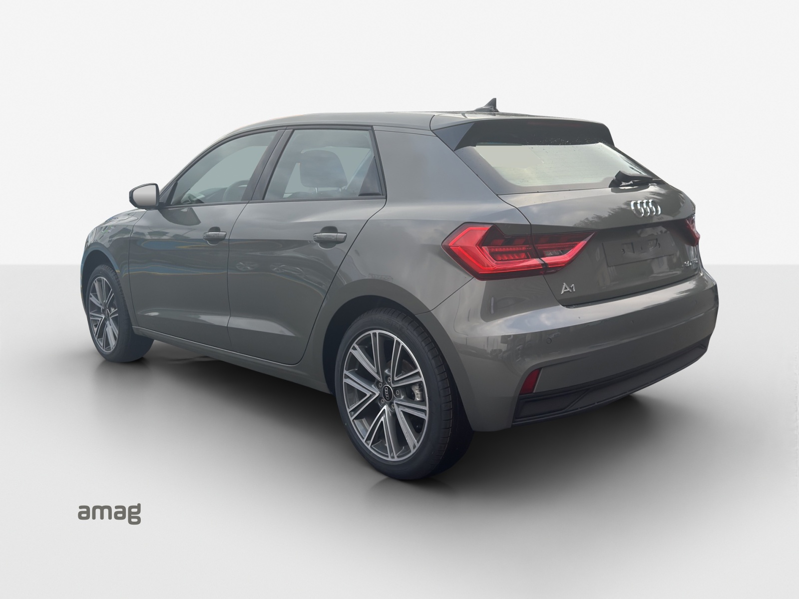AUDI A1 Sportback 30 TFSI Attraction S-tronic-image-2