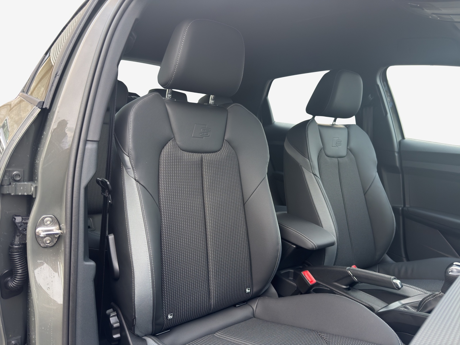 AUDI A1 Sportback 30 TFSI Attraction S-tronic-image-14