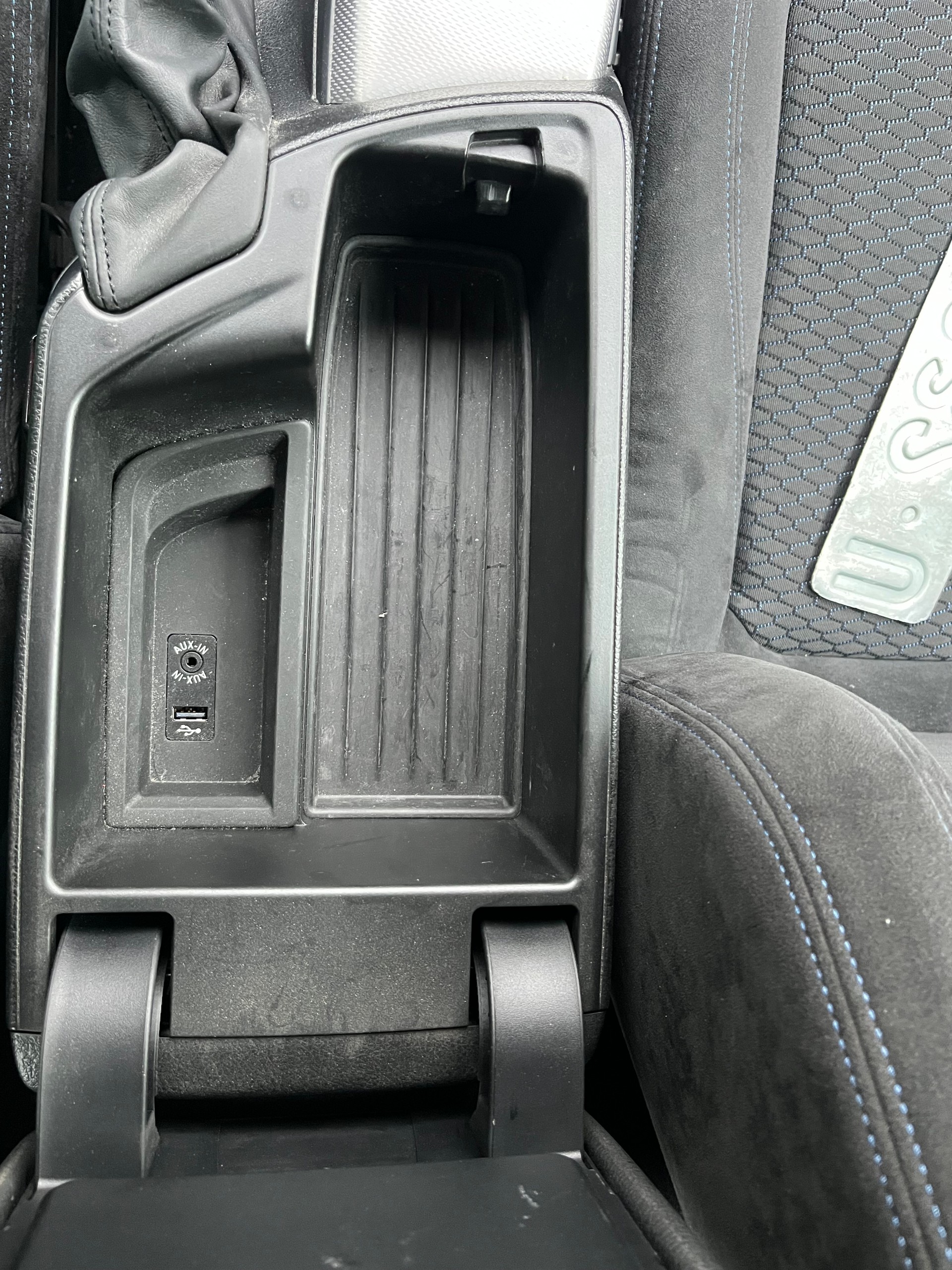 BMW 118i Steptronic M Sport-image-21