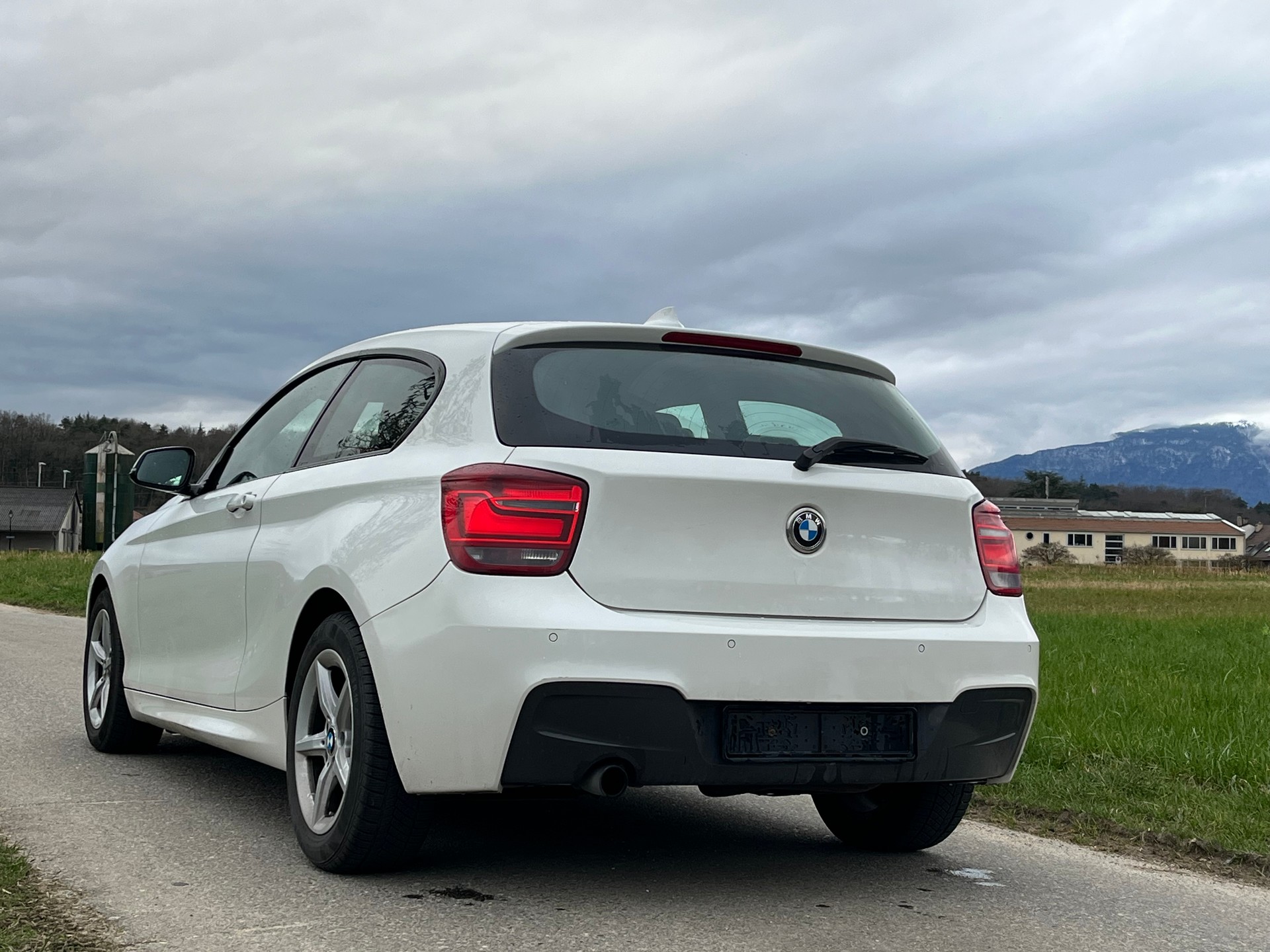 BMW 118i Steptronic M Sport-image-9