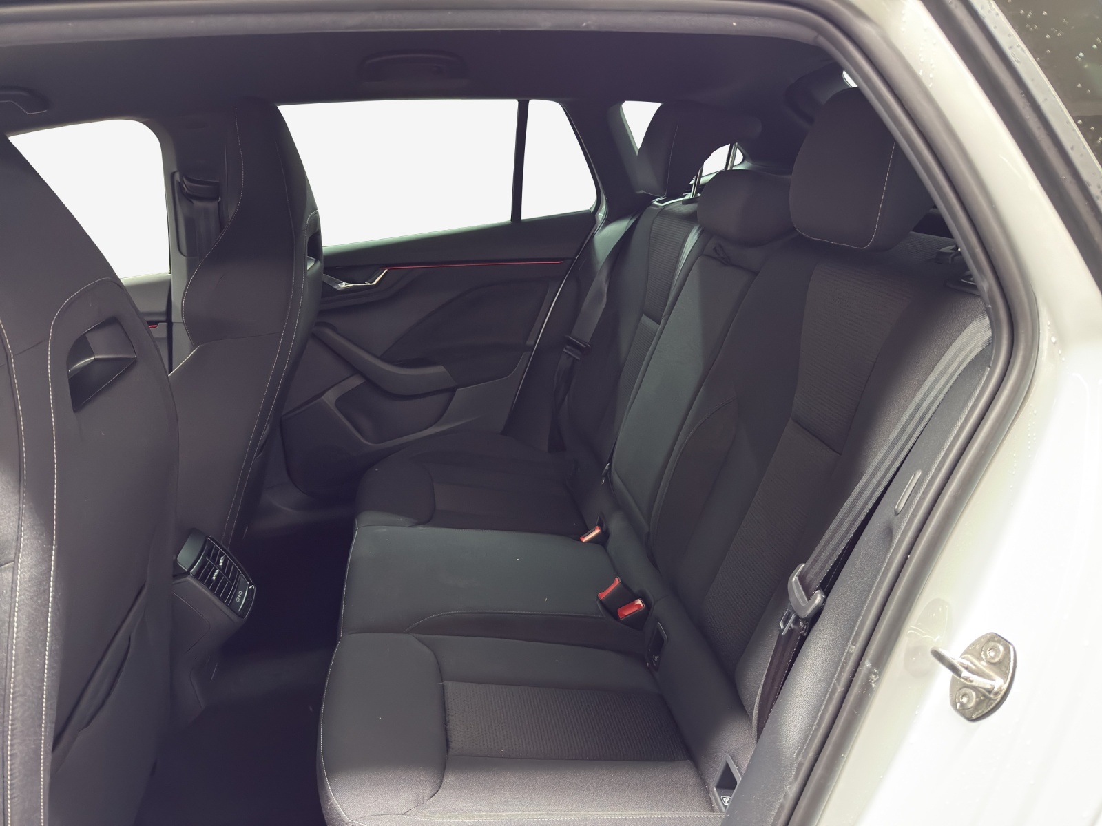 SKODA Scala 1.5 TSI Dynamic DSG-image-11