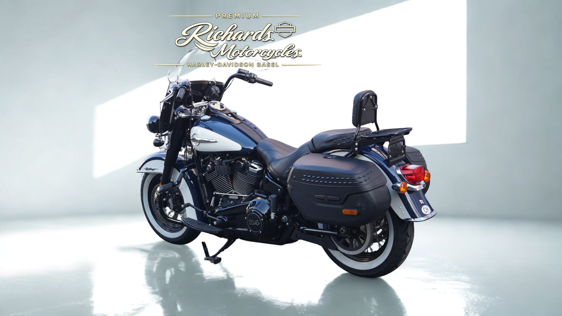 HARLEY-DAVIDSON FLHCS Heritage Classic 114 ABS-image-5