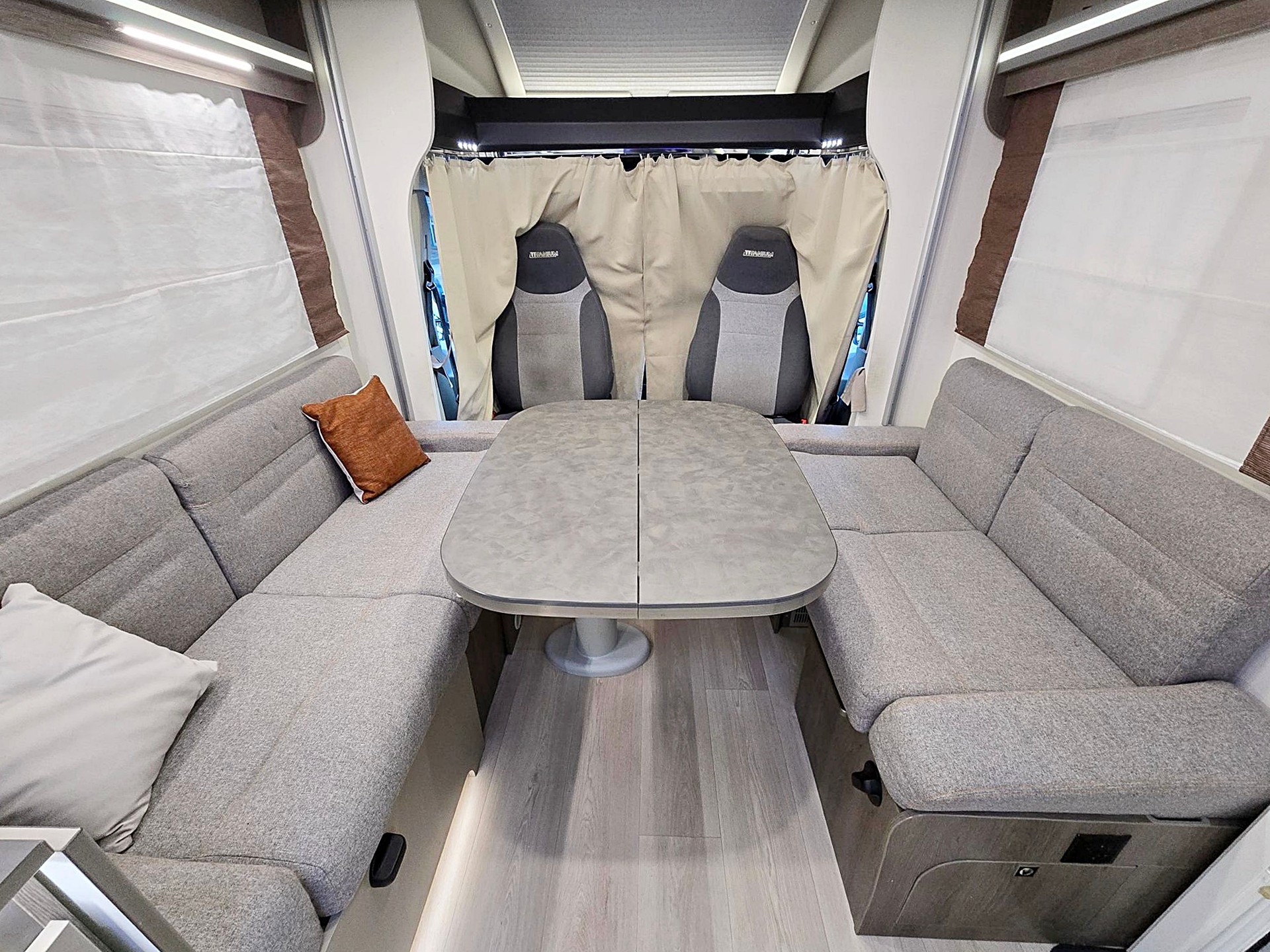 CHAUSSON 640 TITANIUM 2,0 TDCI DIESEL AUTOMAT FORD-image-7