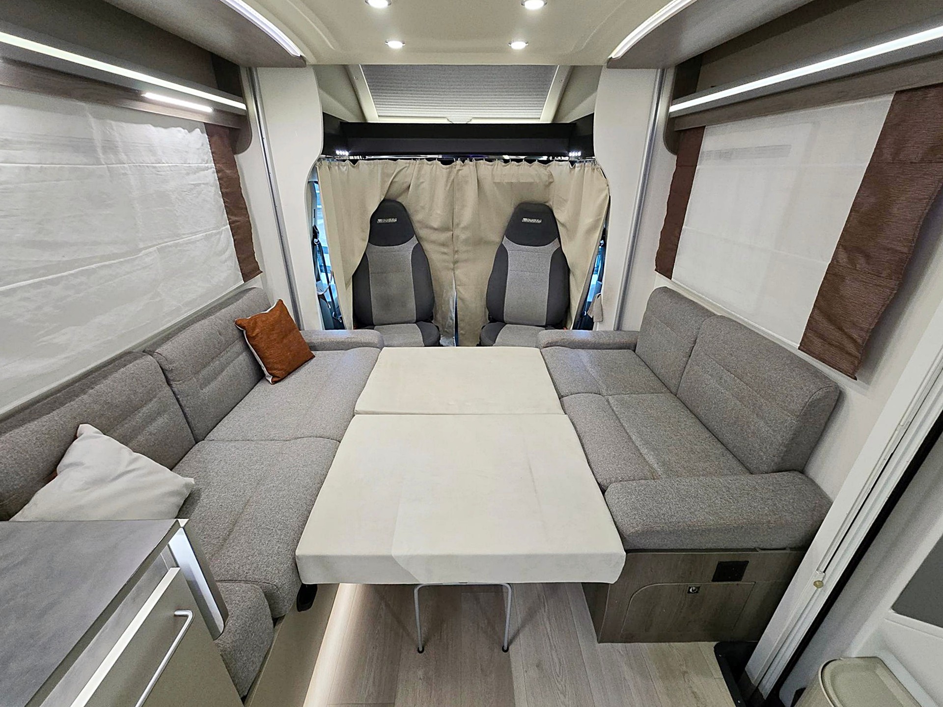 CHAUSSON 640 TITANIUM 2,0 TDCI DIESEL AUTOMAT FORD-image-5