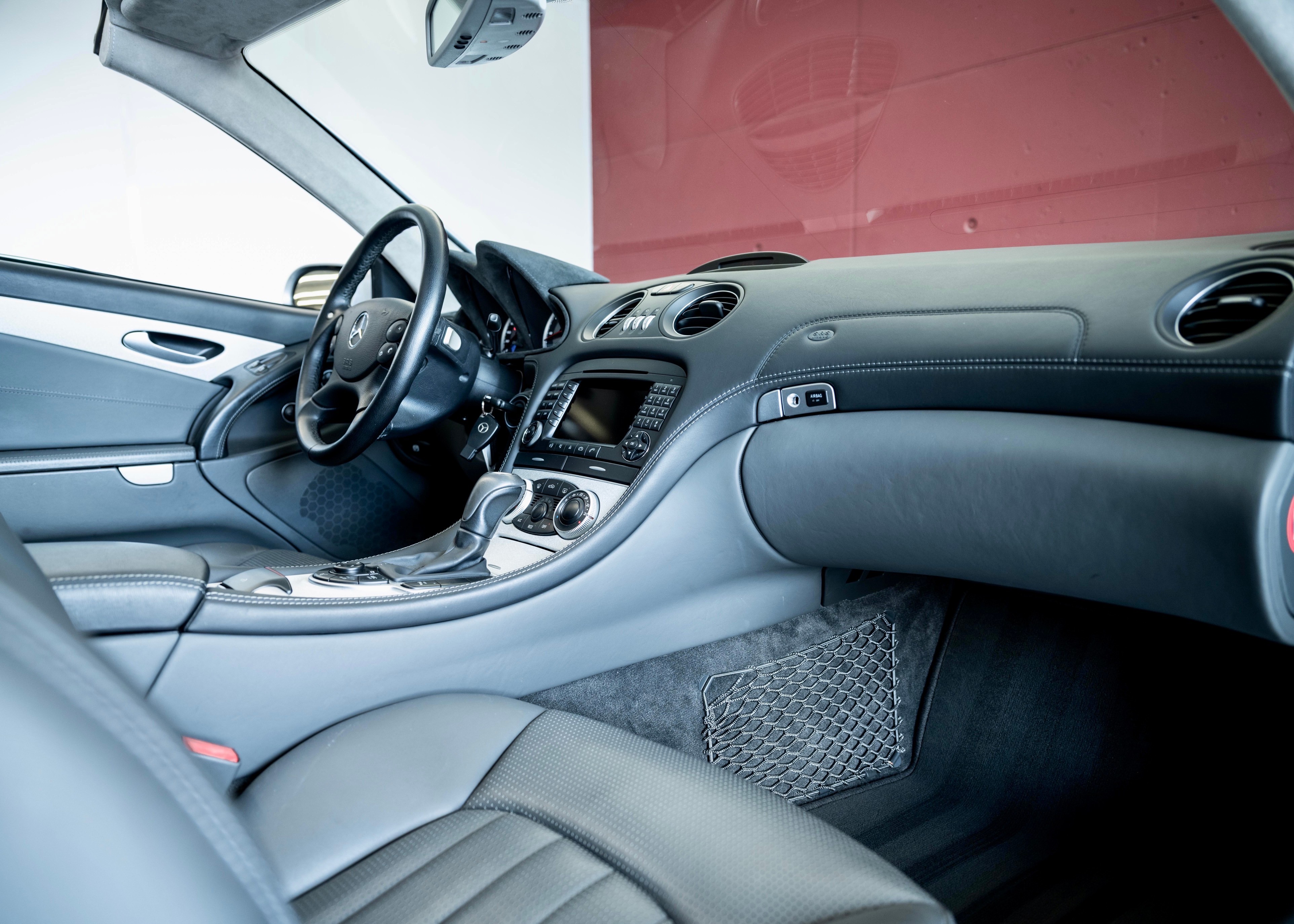 Image MERCEDES-BENZ SL-65-AMG SL 65 AMG (2nd hand, 100% original, stunning condition, full Mercedes history)