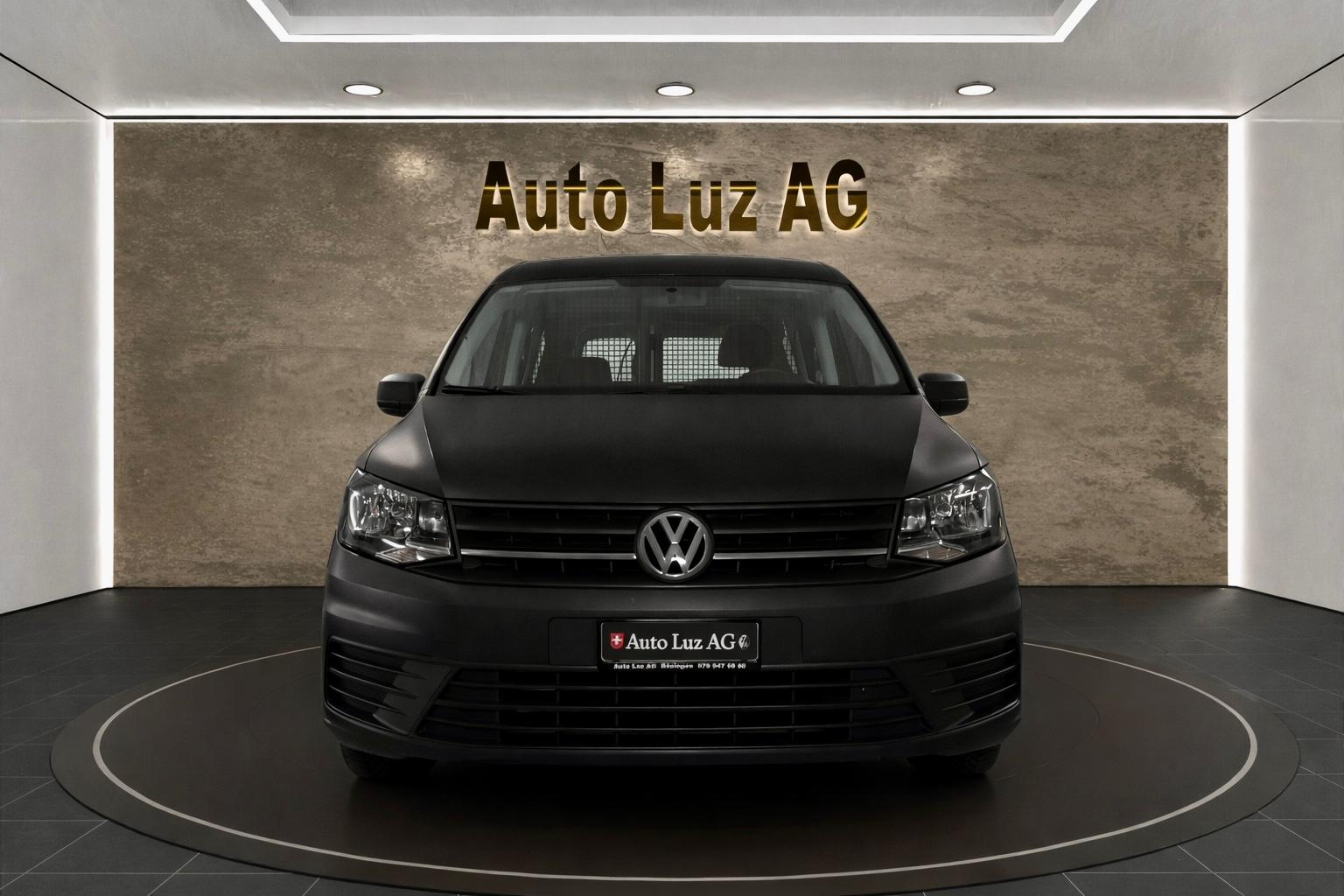 VW VW Caddy Maxi 1.0TSI BlueMotion Technology-image-4