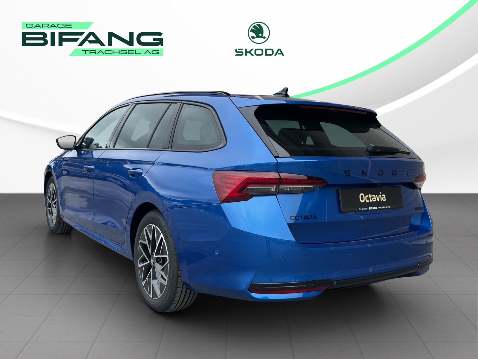 SKODA Octavia Combi 1.5 TSI mHEV DSG Sport Line-image-3