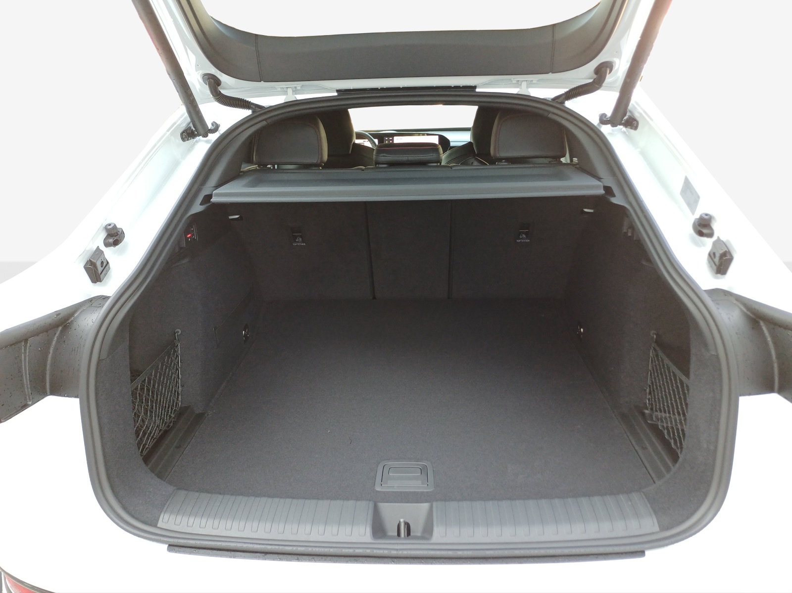 AUDI Q6 Sportback e-tron quattro-image-12