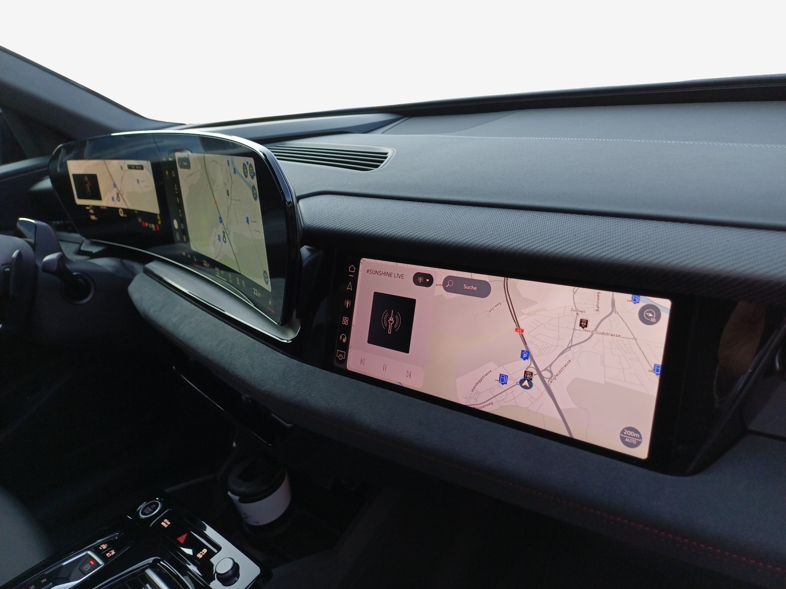 AUDI Q6 Sportback e-tron quattro-image-15