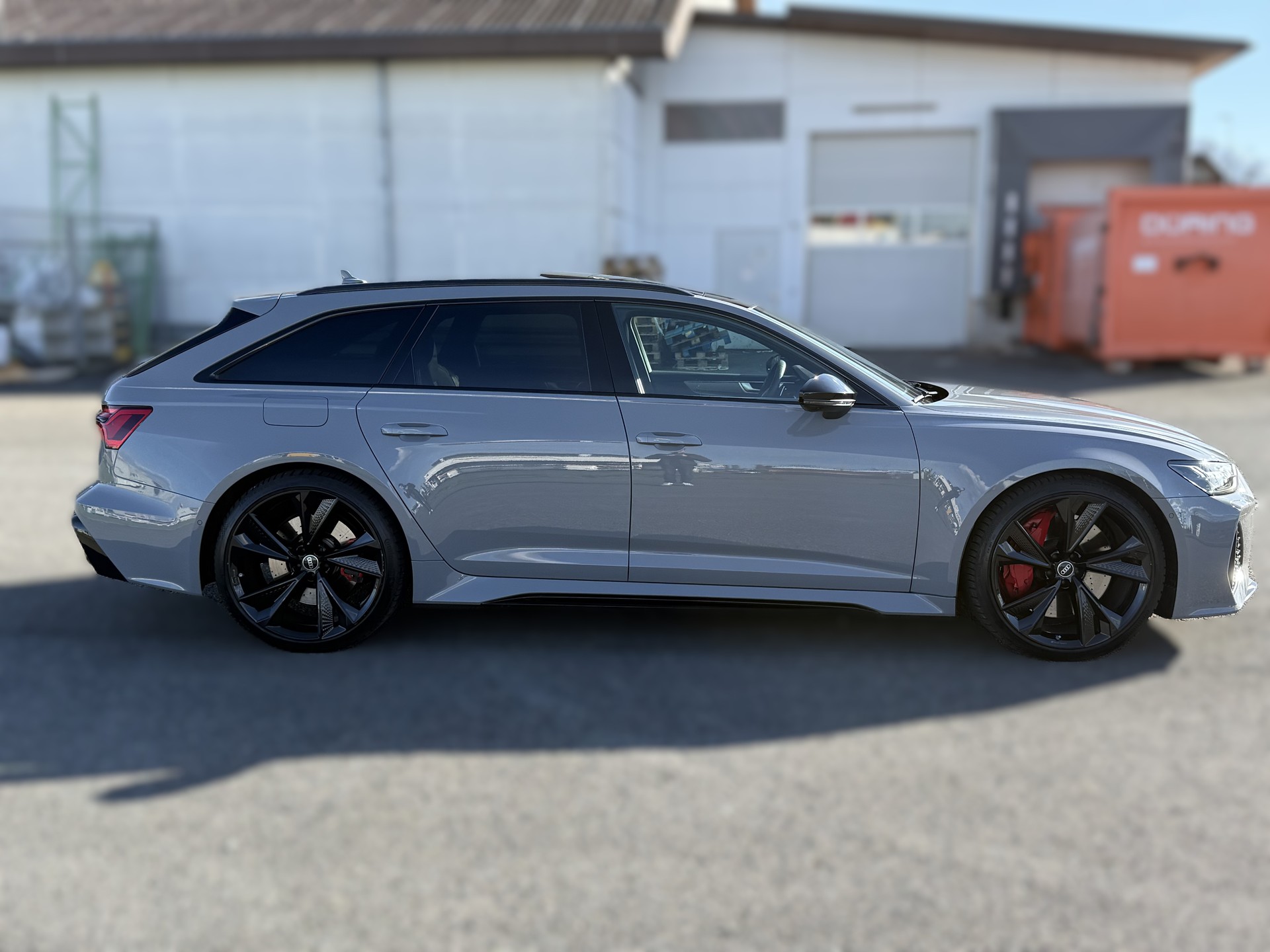 AUDI RS6 Avant 4.0 TFSI V8 quattro-image-3