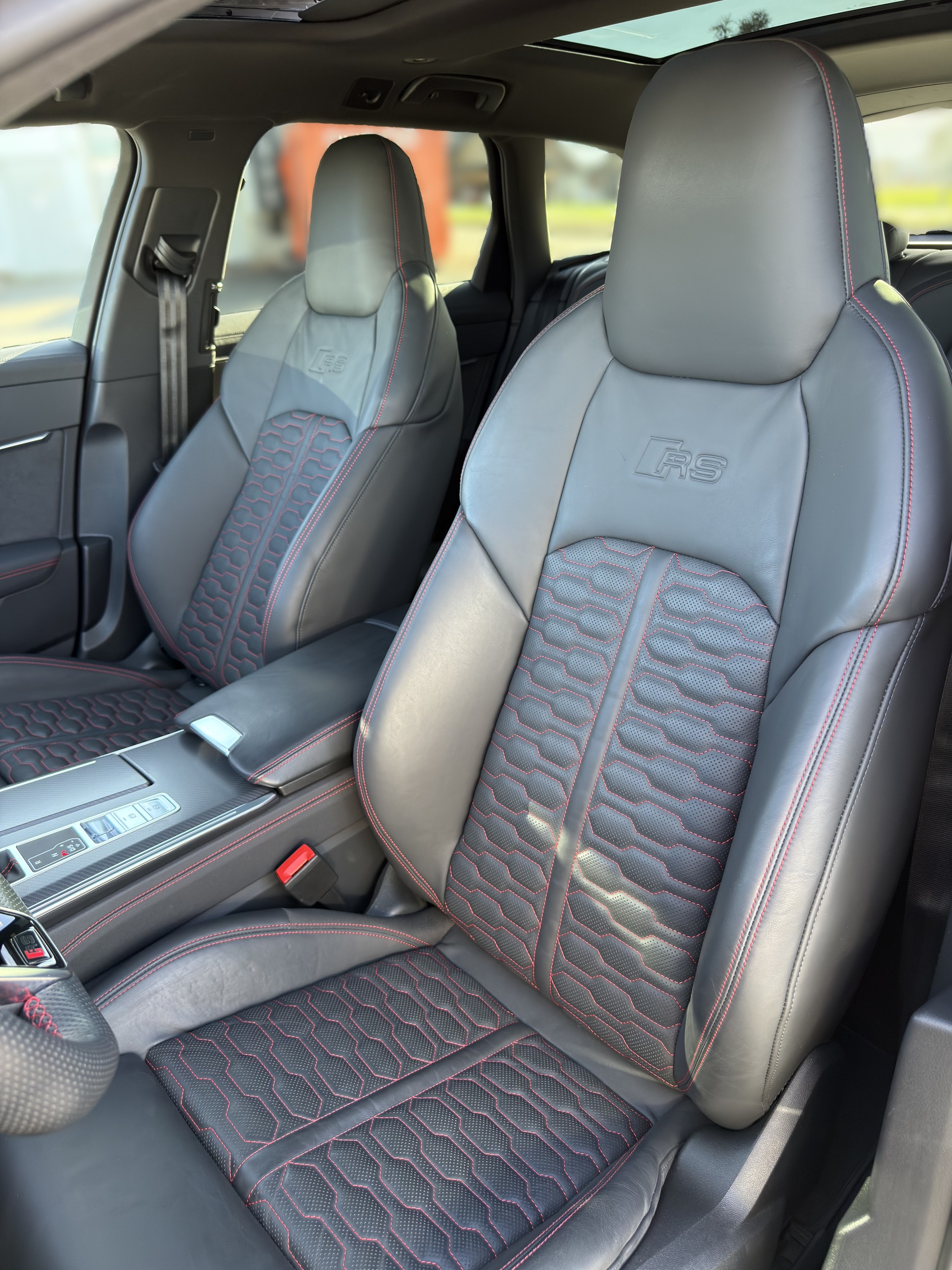 AUDI RS6 Avant 4.0 TFSI V8 quattro-image-9