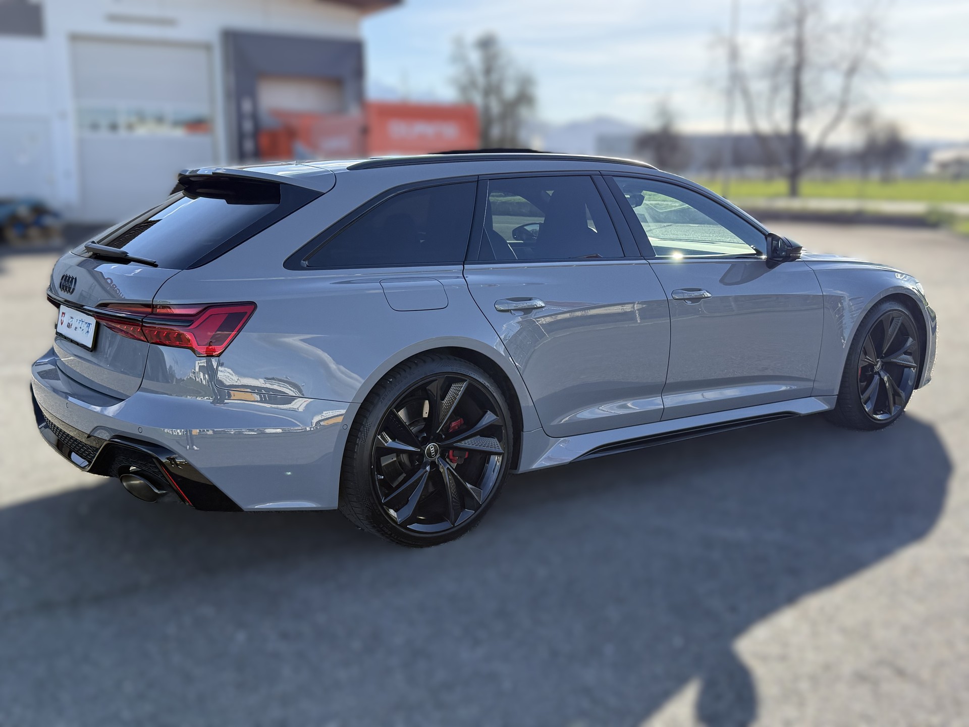 AUDI RS6 Avant 4.0 TFSI V8 quattro-image-4