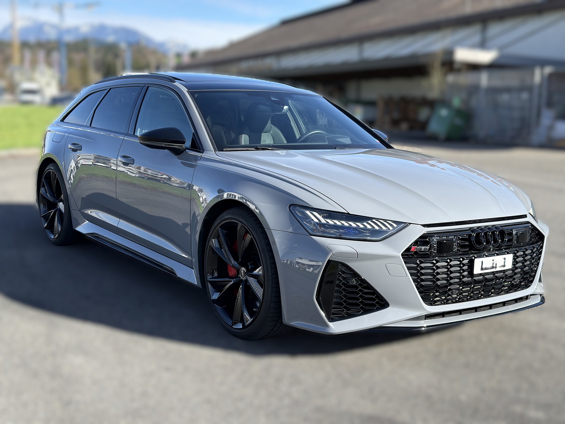 AUDI RS6 Avant 4.0 TFSI V8 quattro-image-2