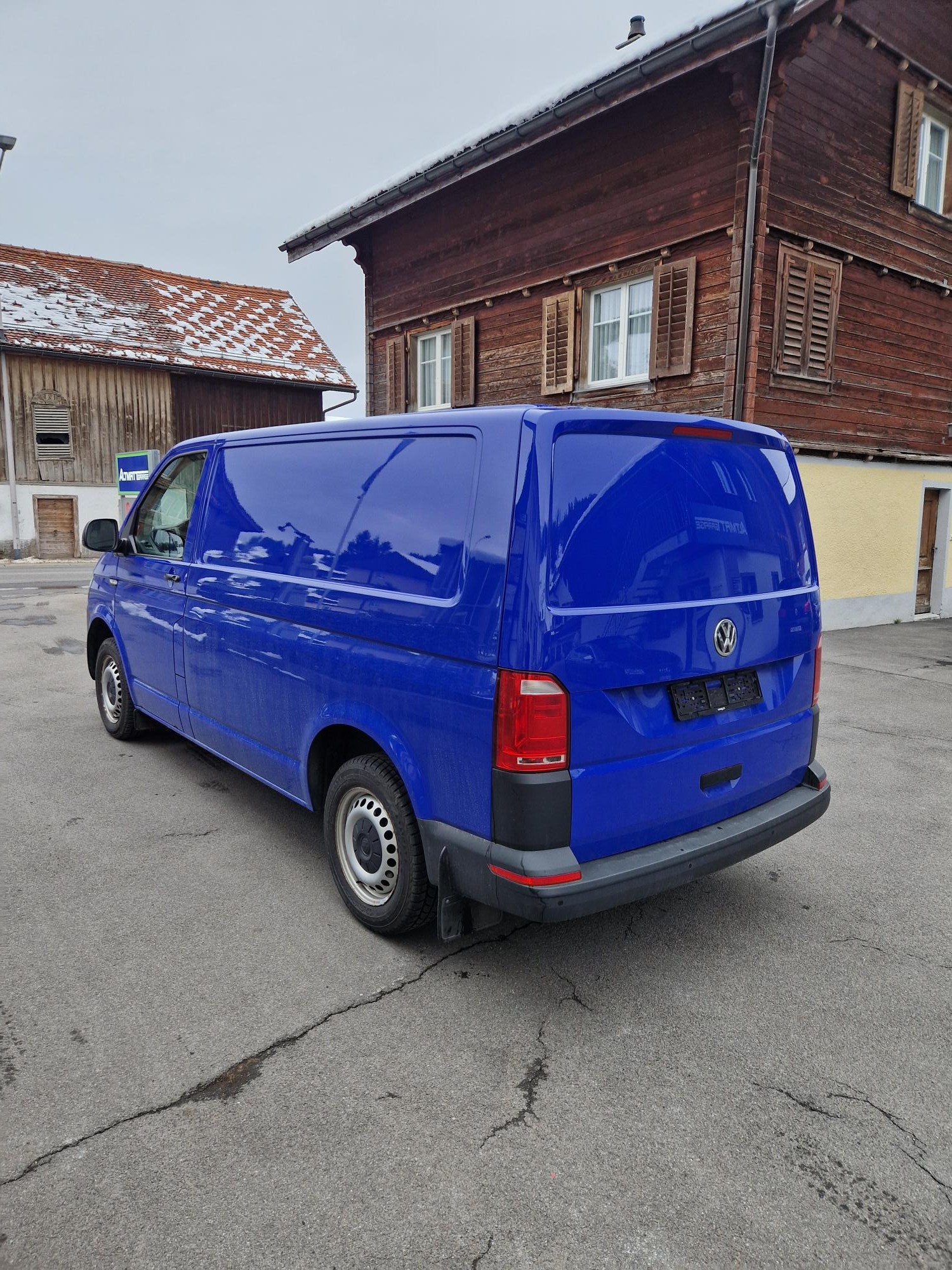 VW T6 2.0 TDI Euro 6-image-1