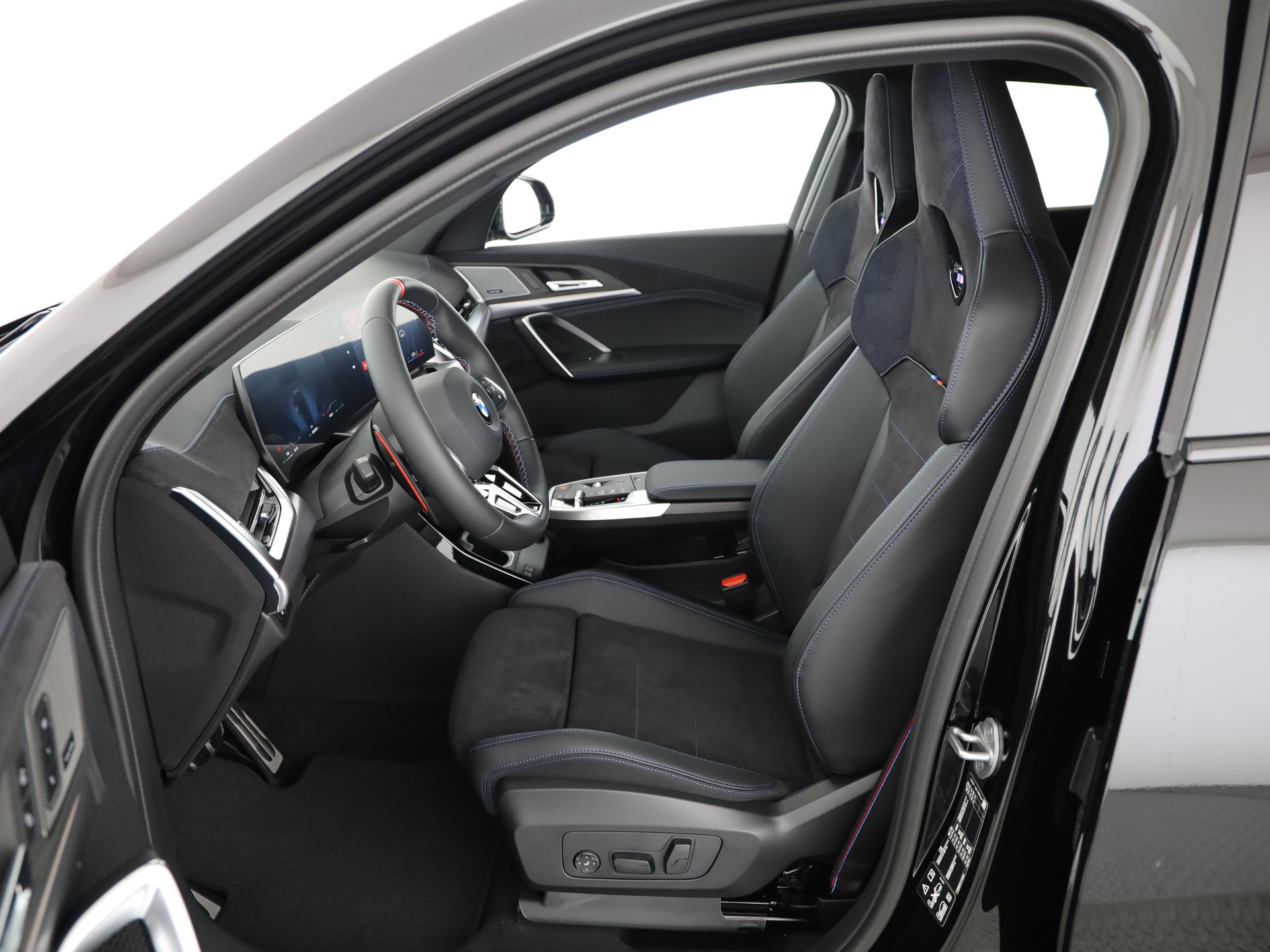 BMW X2 M35i-image-3