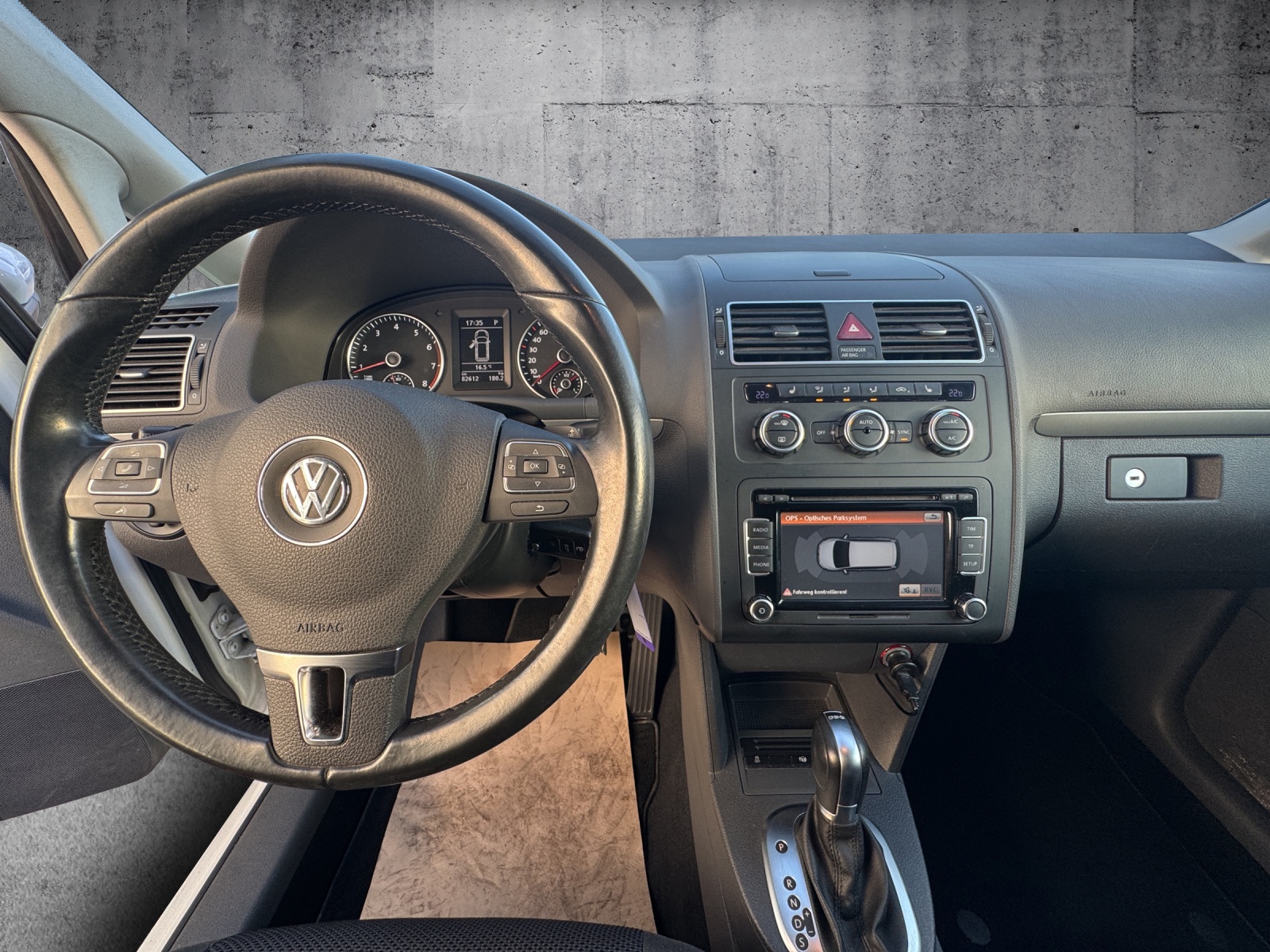 VW Touran 1.4 TSI Start DSG-image-14