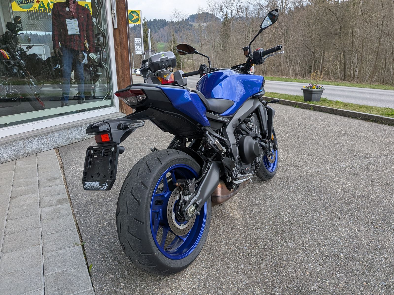 YAMAHA MT-09 Y-AMT-image-5