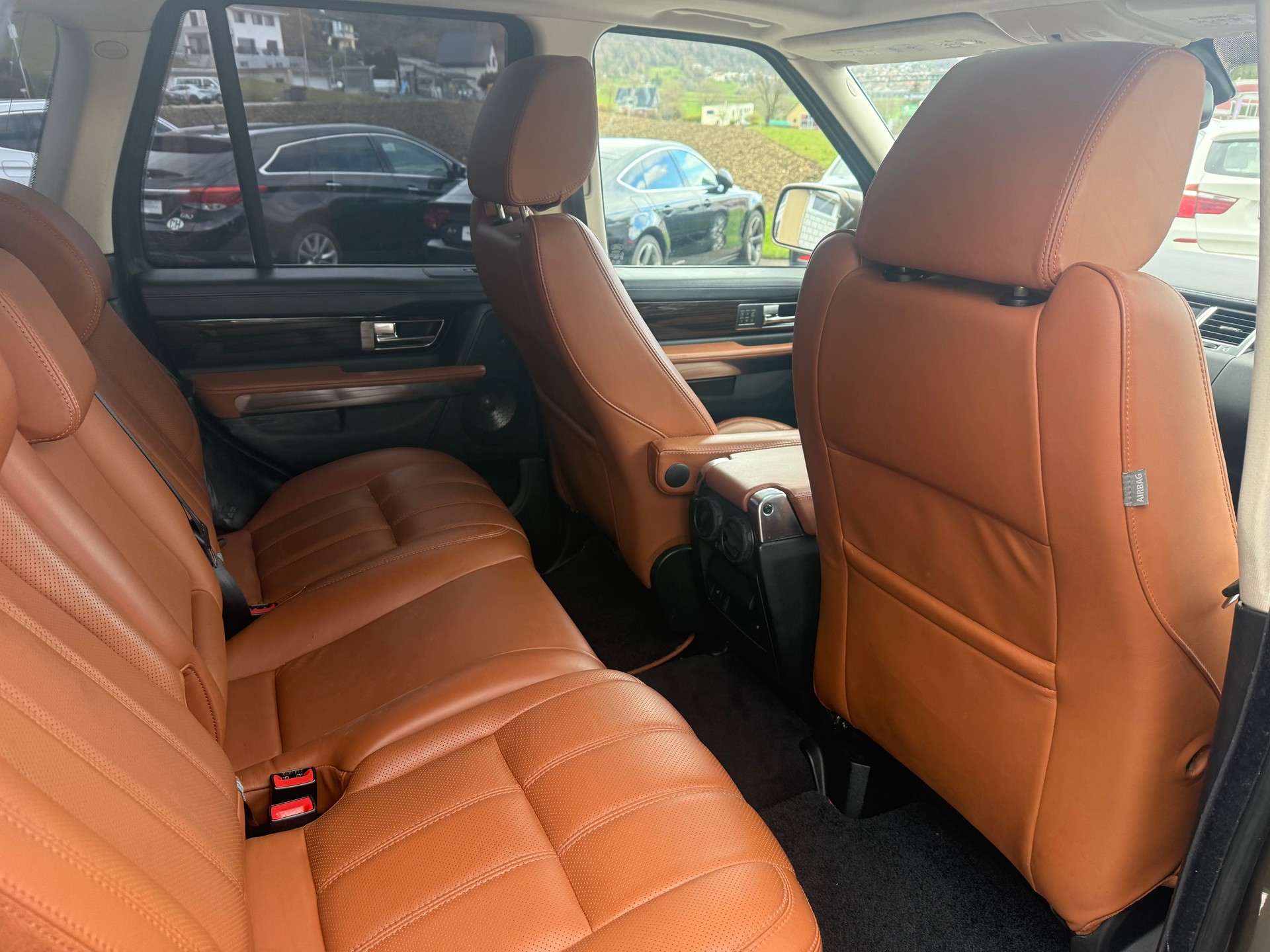 LAND ROVER Range Rover Sport 3.0 TDV6 HSE Automatic-image-11